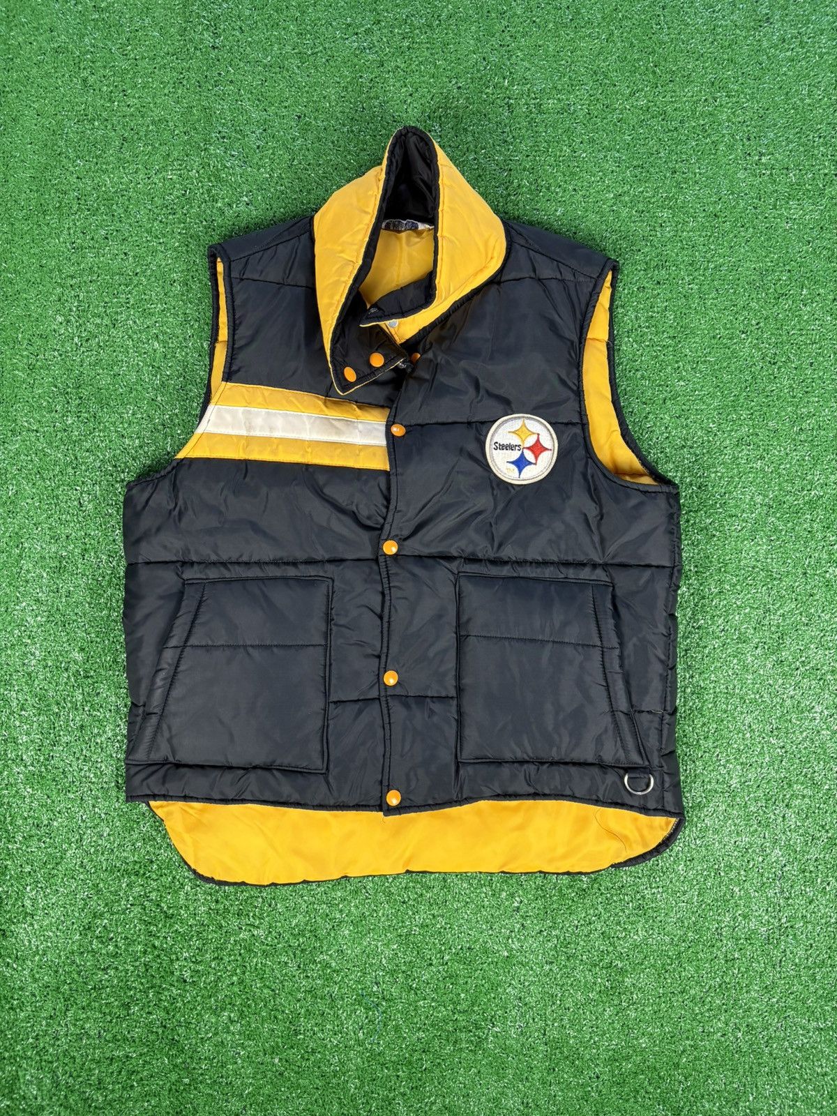 NFL × Vintage Vintage 80’s Pittsburgh Steelers Puffer Vest Size US L / EU 52-54 / 3 - 1 Thumbnail