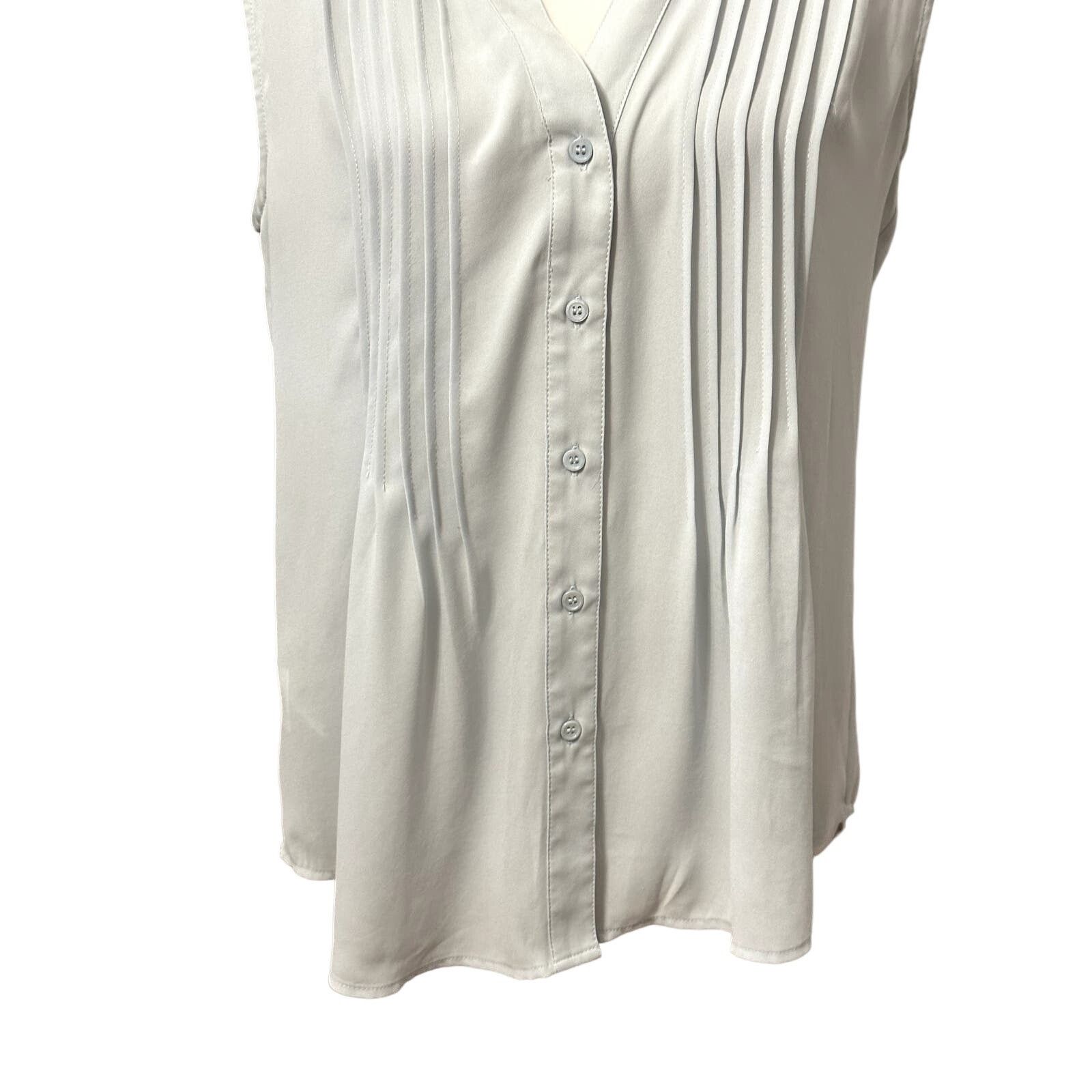 Bcbgmaxazria BCBGMAXAZRIA Blouse Sleeveless Button Up Pleated Gray S Size S / US 4 / IT 40 - 3 Thumbnail