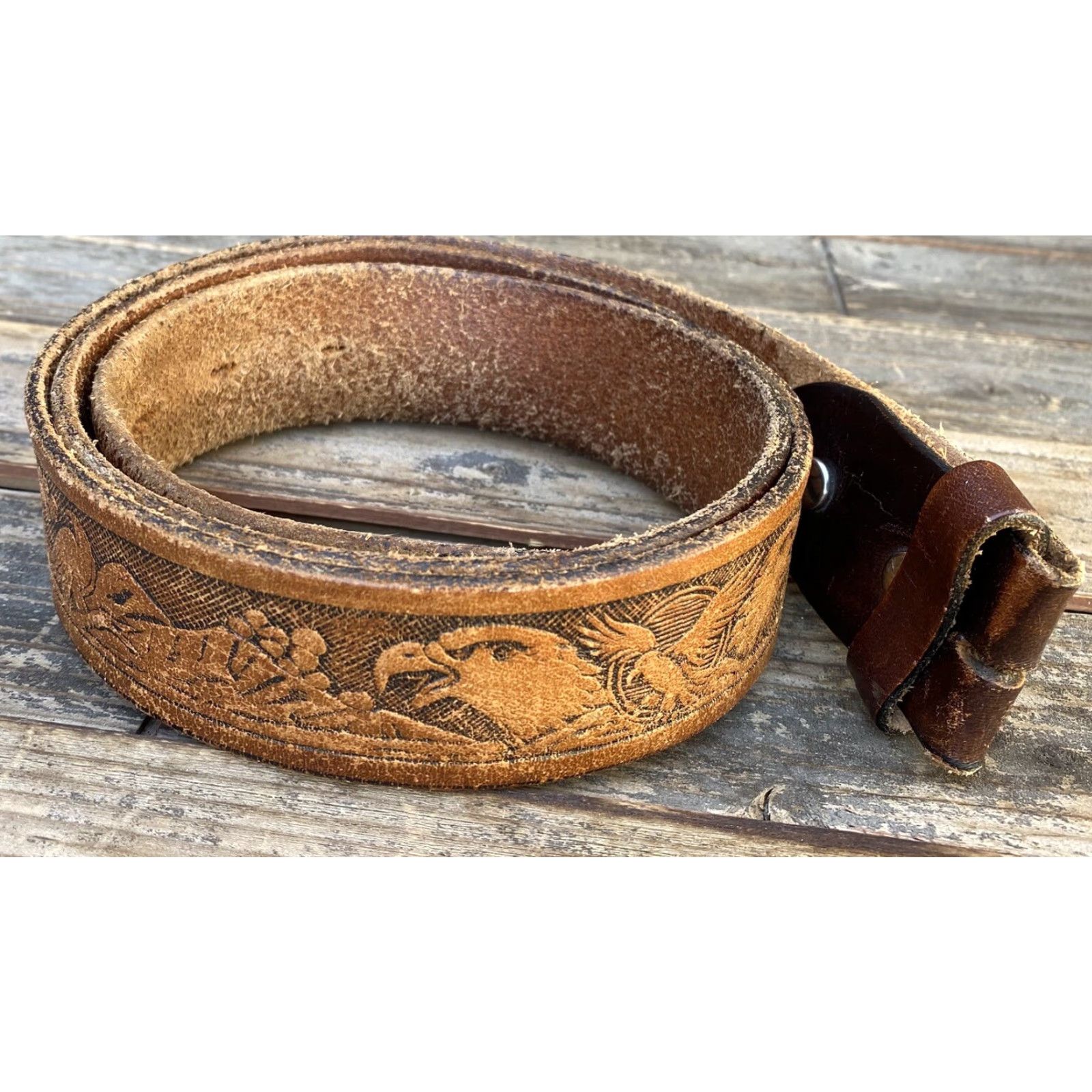 Vintage VINTAGE Tooled Stamped Leather Belt Eagle Nature Mountains Cowboy Western Biker Size ONE SIZE - 5 Thumbnail