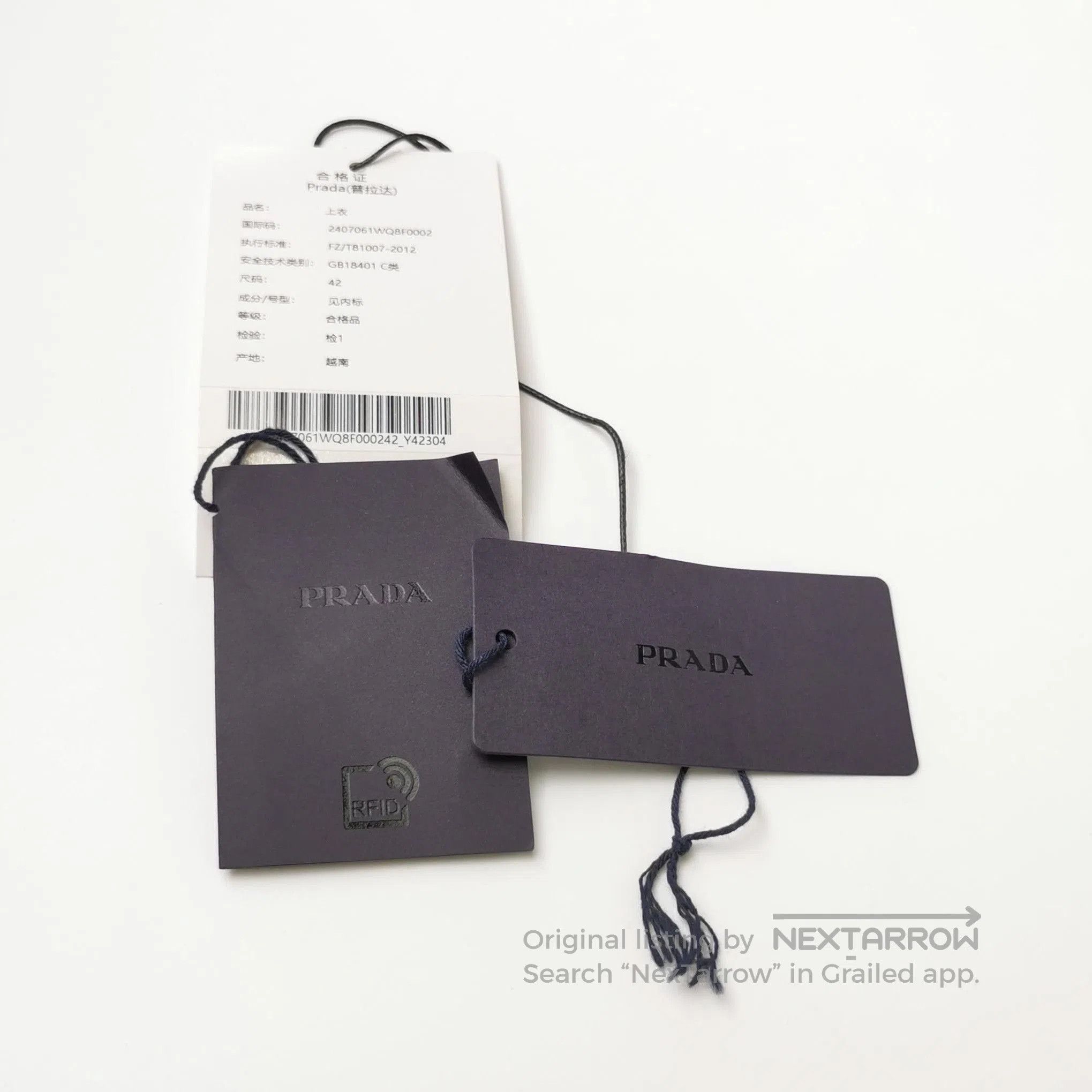 Prada Prada Triangle Logo Black Top . Size M / US 6-8 / IT 42-44 - 4 Thumbnail