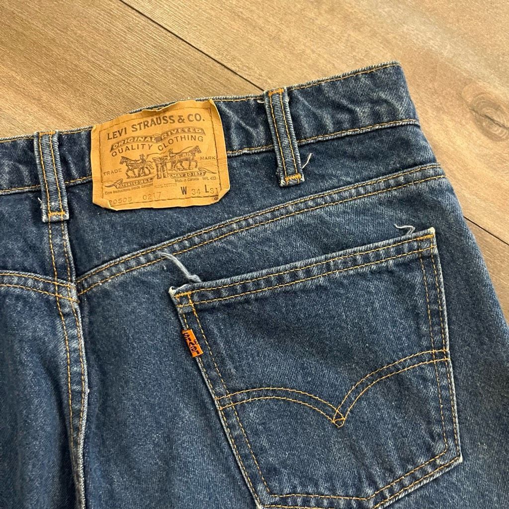 Levi's Vintage Levi 505 Orange Tab Light Wash Jeans Men 34x31 Size US 34 / EU 50 - 5 Thumbnail