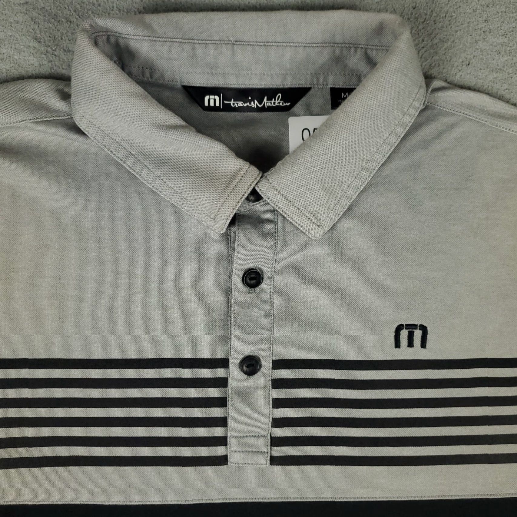 TravisMathew Travis Mathew Polo Shirt Mens M Gray World Series Poker Golf Short Sleeve Shirt Polo Pullover Sports N/A Size US M / EU 48-50 / 2 - 2 Thumbnail