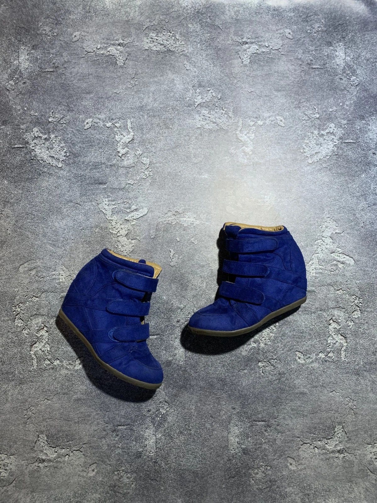 Japanese Brand Style Isabel Marant Hi-Top Blue Sneakers Shoes Suede Leather Size US 8 / IT 38 - 1 Thumbnail