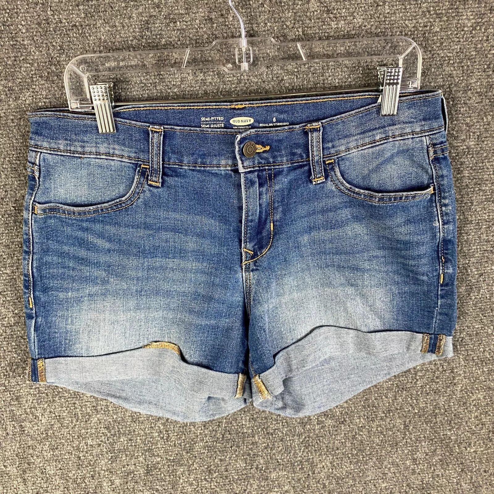 Old Navy Old Navy Shorts Women's Size 6 Semi Fitted Regular Denim Size 28" / US 6 / IT 42 - 1 Thumbnail