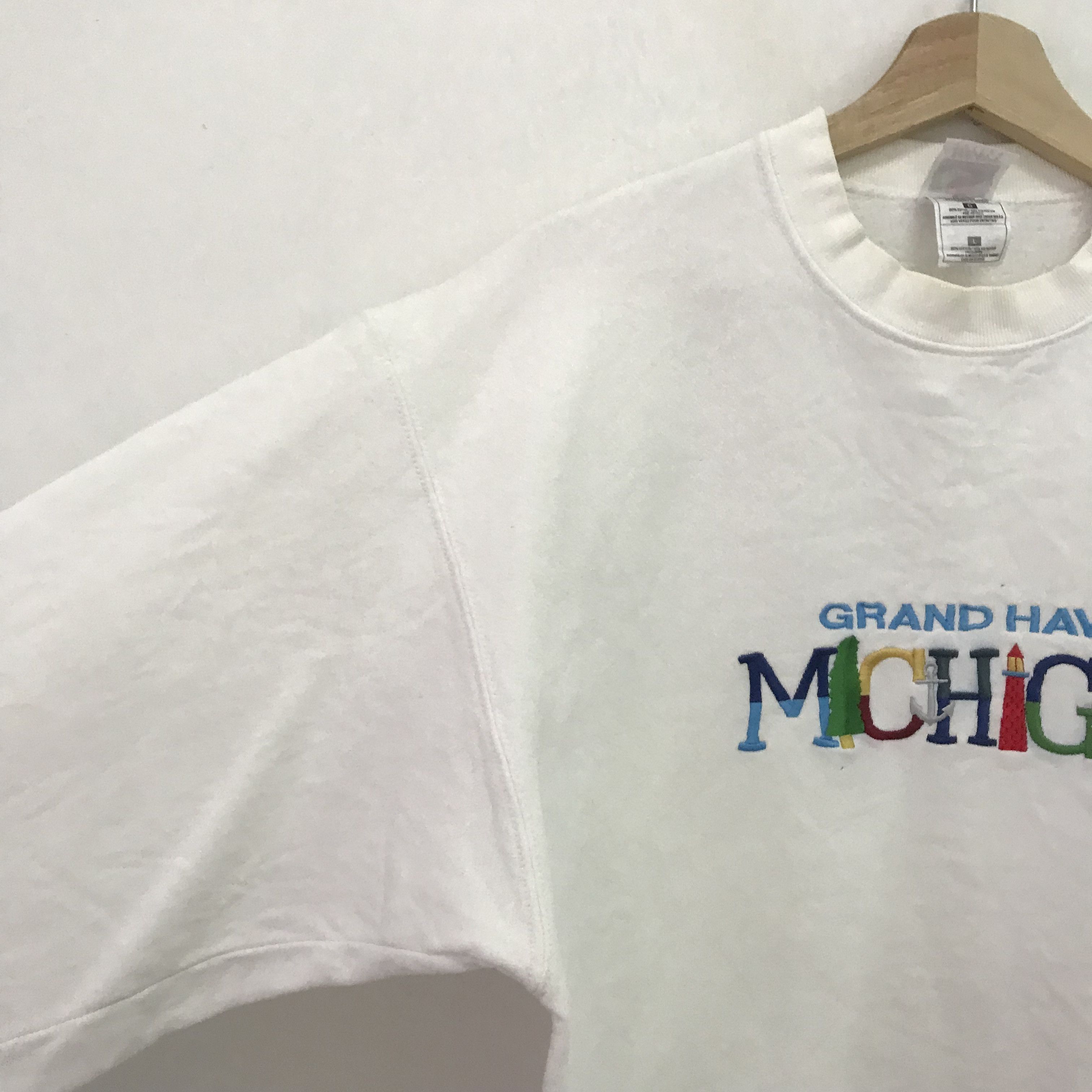 NCAA vintage white michigan sweatshirt - 467 Size US L / EU 52-54 / 3 - 4 Thumbnail
