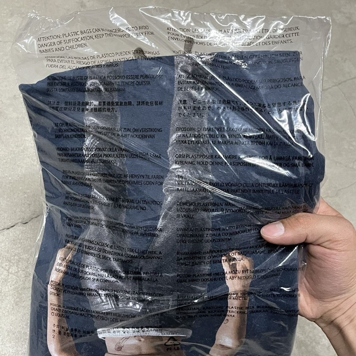 Travis Scott Travis Scott Rodeo 10 Years Action Figure Tee Black Size US M / EU 48-50 / 2 - 7 Thumbnail