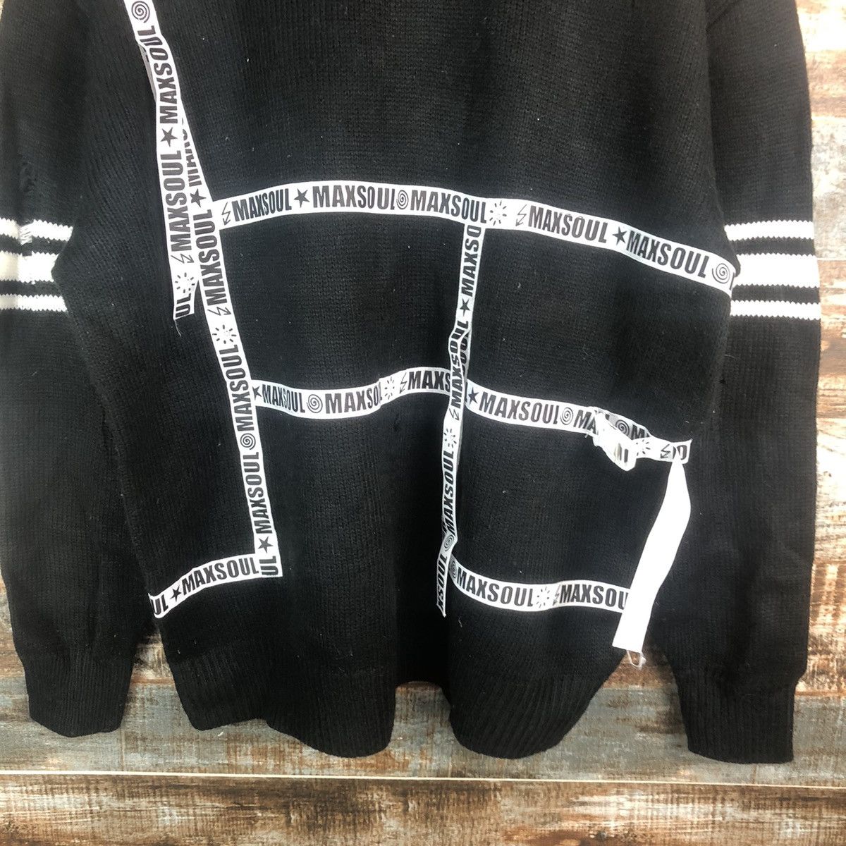 Japanese Brand Max Soul Black ripped distressed Knitwear #A2345 Size US L / EU 52-54 / 3 - 6 Thumbnail