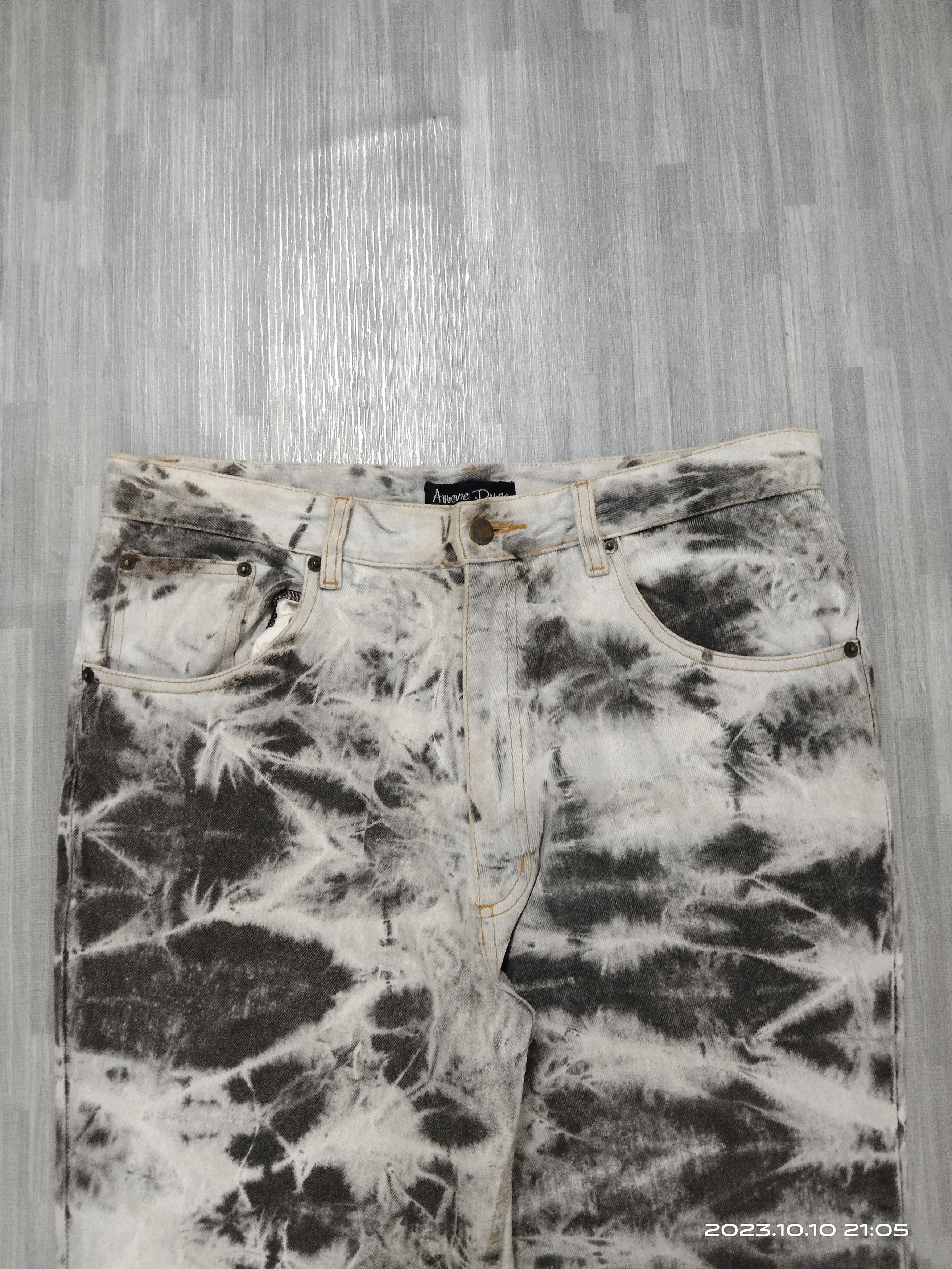 Japanese Brand OG SICK FLARE AMORE PURE DENIM PANTS Size US 33 - 4 Thumbnail