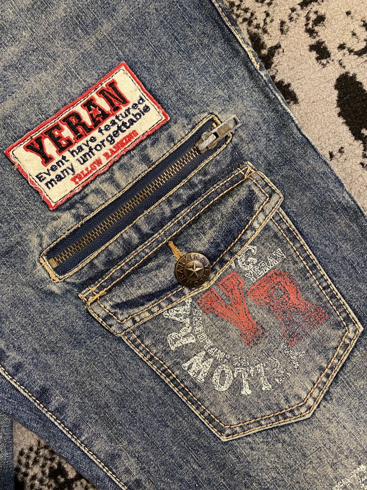 Japanese Brand Hysteric Glamour Washed Grafitti Denim Jeans Size US 30 / EU 46 - 9 Thumbnail