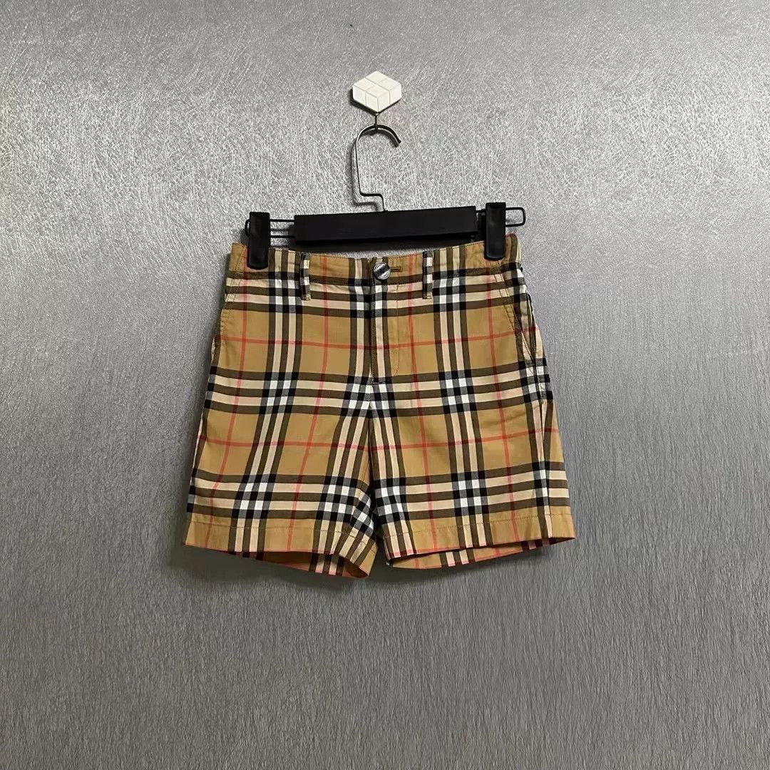 Burberry burberry plaid shorts size 6 like new Size 26" / US 2 / IT 38 - 1 Thumbnail