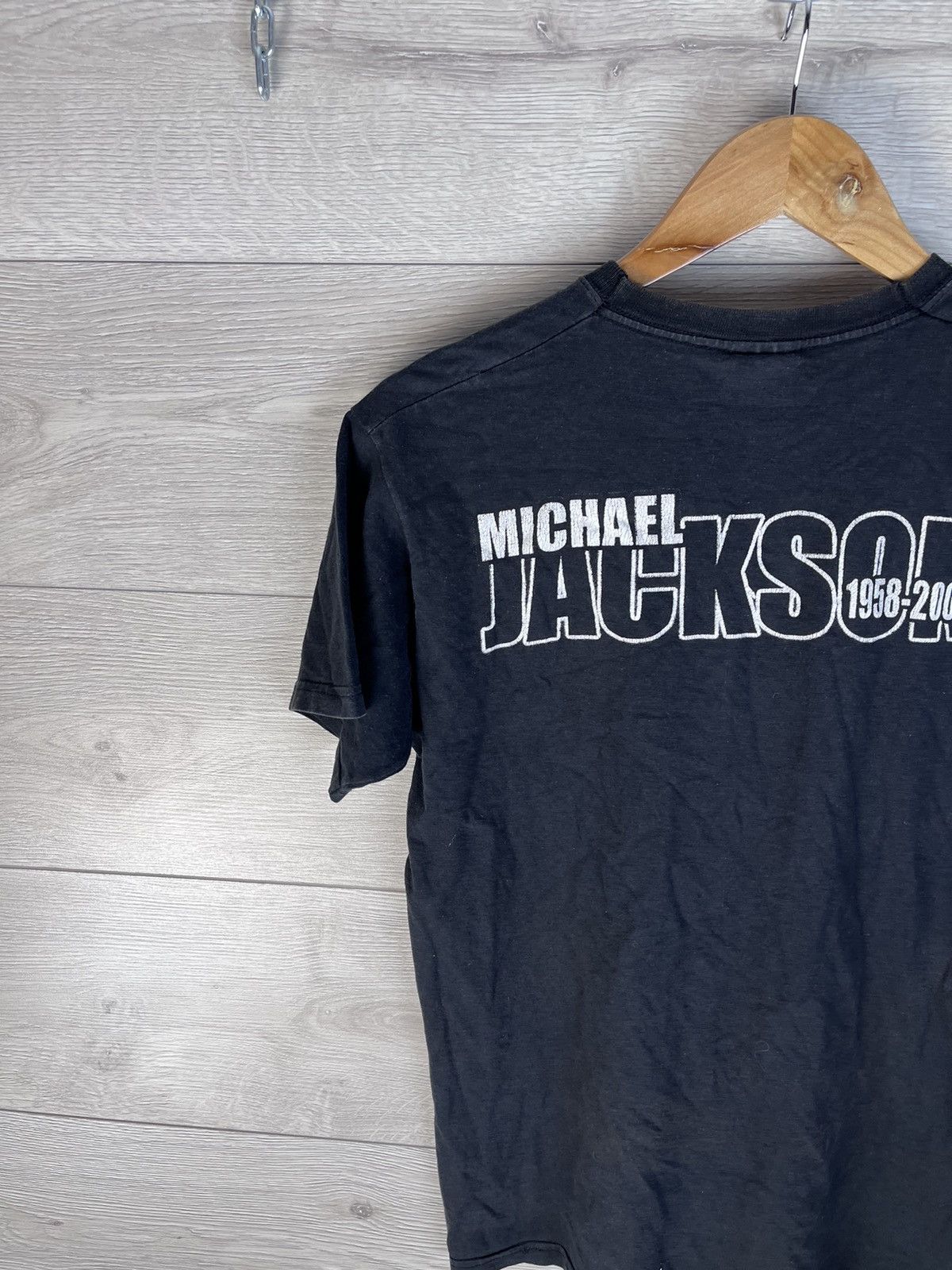 Fruit Of The Loom Men’s merch t-shirt Michael Jackson size s vintage Size US S / EU 44-46 / 1 - 9 Thumbnail