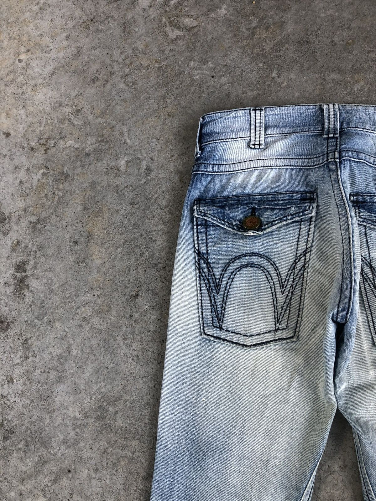 Who Decides War Japanese Edwin Blue Trip Flared Jeans Mud Wash Distressed Size US 32 / EU 48 - 9 Thumbnail
