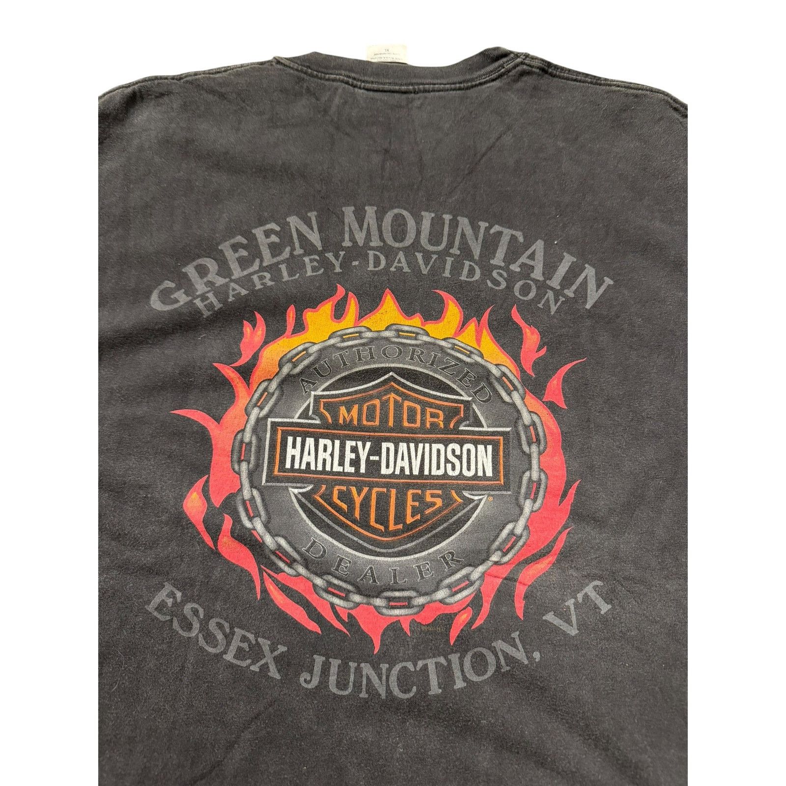 Vintage Vintage HD Willie G Skull Red Flames Tee Green Mtn VT Size US XXL / EU 58 / 5 - 5 Thumbnail