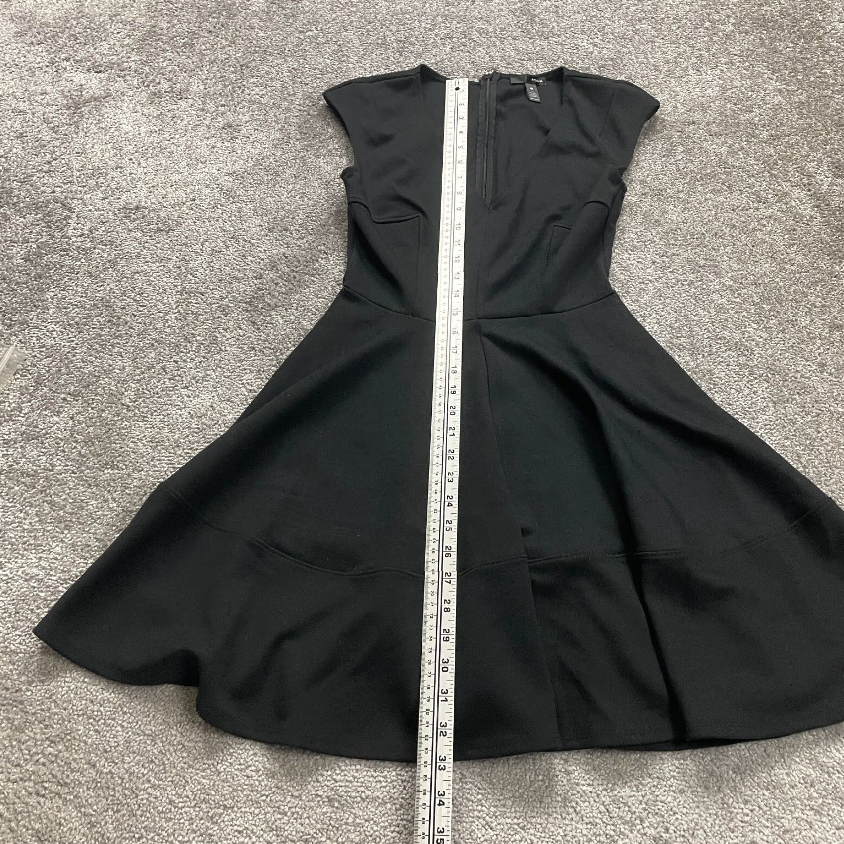 AQUA Aqua Bloomingdale's Dress Womens Small Black V-Neck Cap Sleeve A-Line Knee Size S / US 4 / IT 40 - 6 Thumbnail
