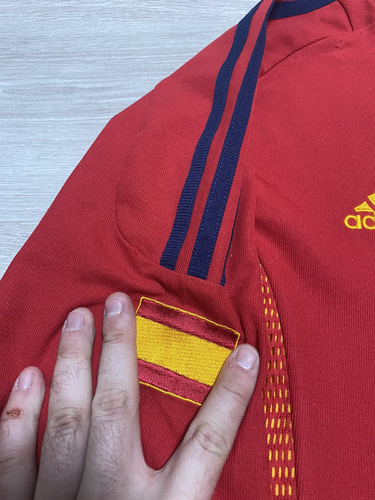 Adidas Vintage Adidas Jersey Spain National Team 2002/03 size XL Size US XL / EU 56 / 4 - 7 Thumbnail