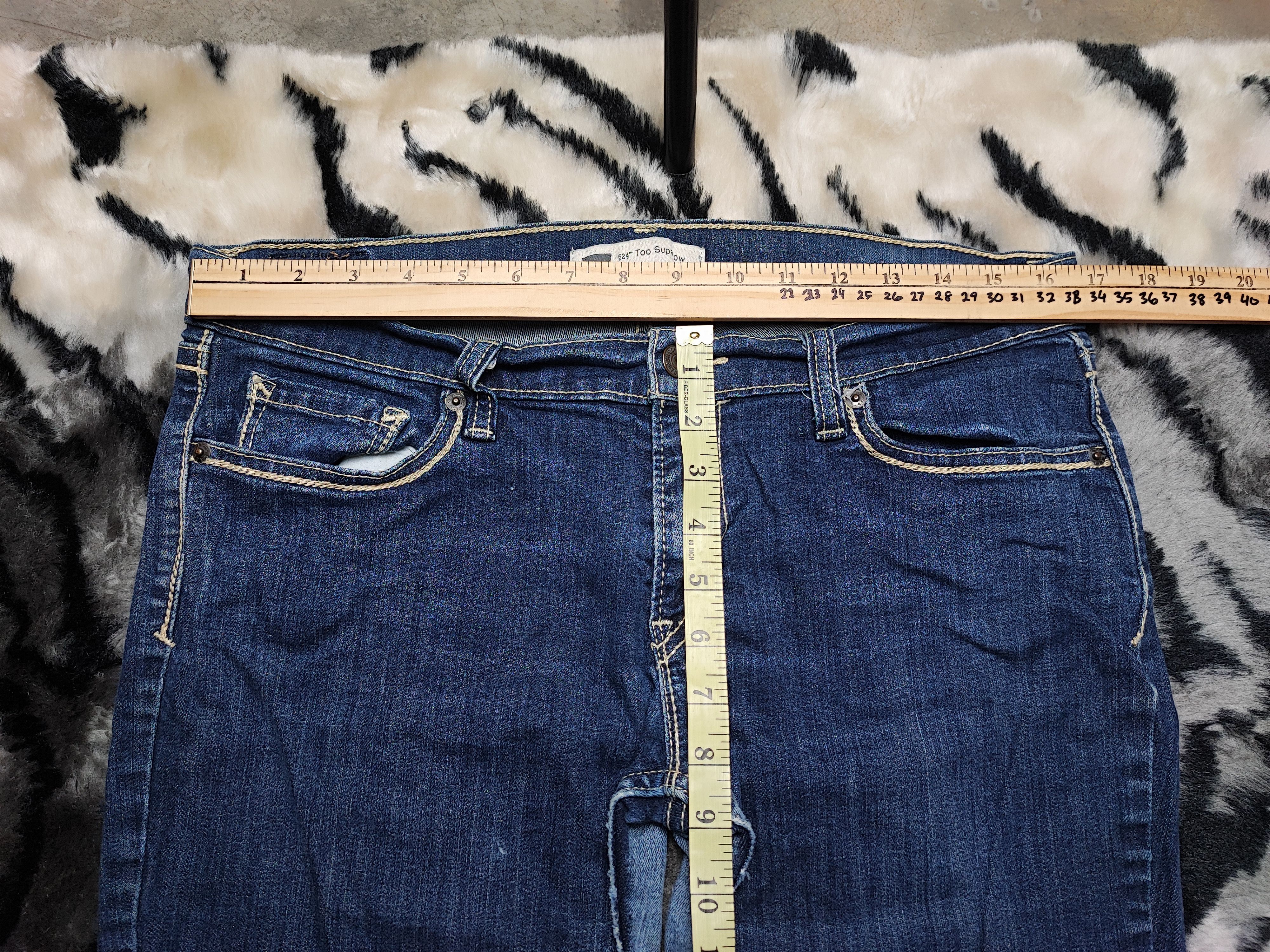 Levi's Vintage Y2K Levis 524 Too Superlow Rise Flared Denim Jeans Size 33" - 3 Thumbnail