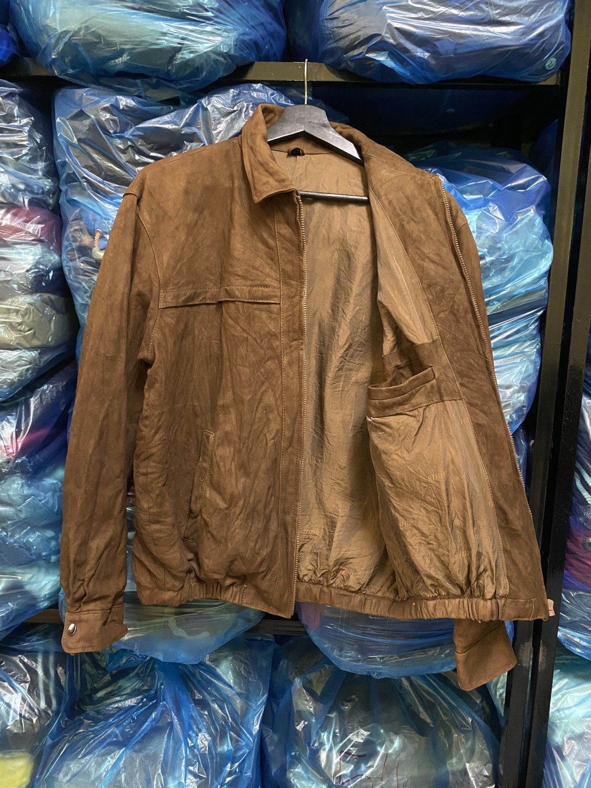 Other Vintage Brown Suede Bomber Jacket - Classic 90s Minimalist Size US L / EU 52-54 / 3 - 10 Thumbnail