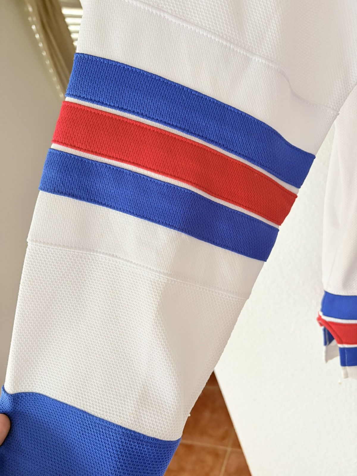 Reebok Reebok Authentic 2016 CHRIS KREIDER NEW YORK RANGERS jersey Size US L / EU 52-54 / 3 - 10 Thumbnail
