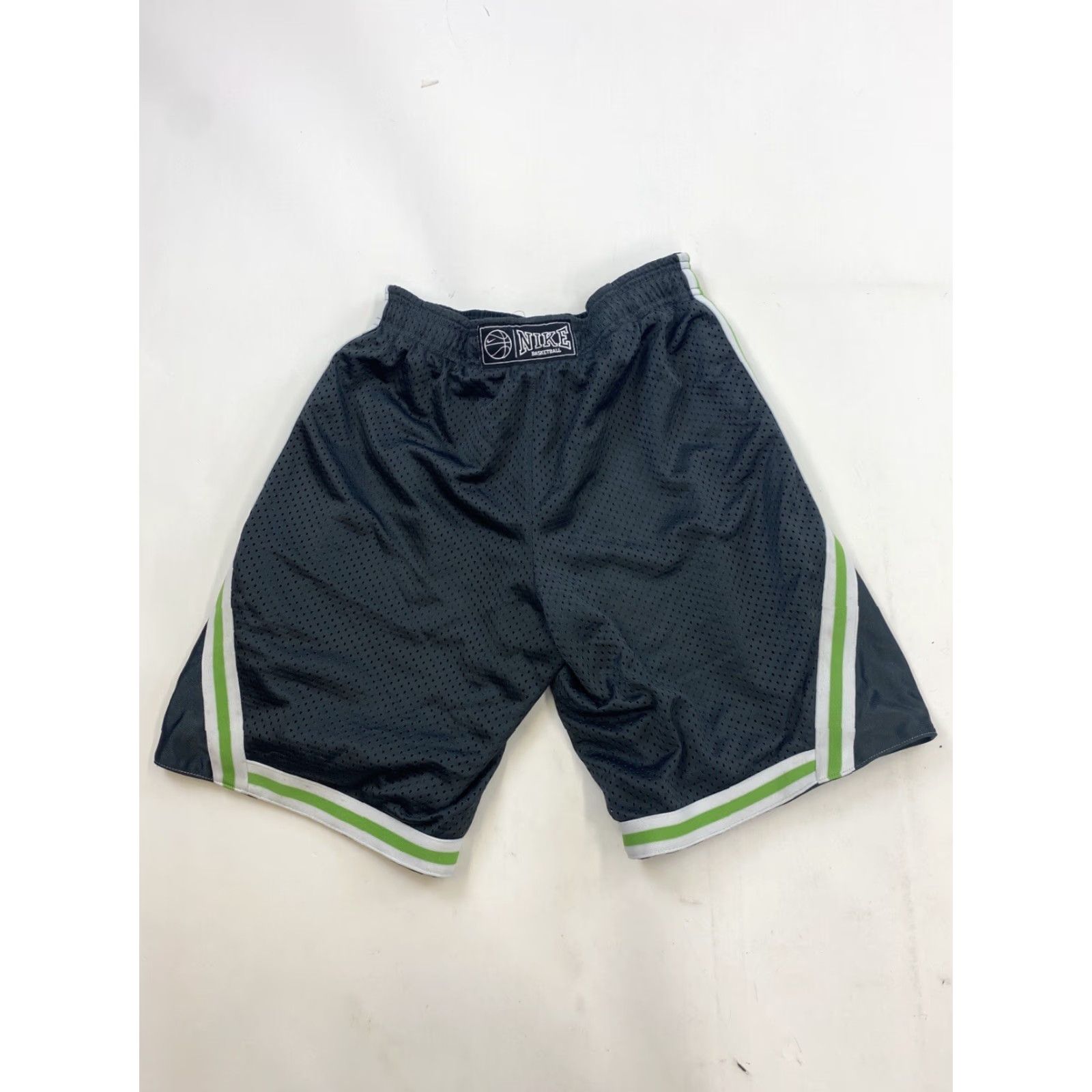 Nike Nike Reversible Basketball Shorts Mens Small Black Green Size US 29 - 4 Thumbnail
