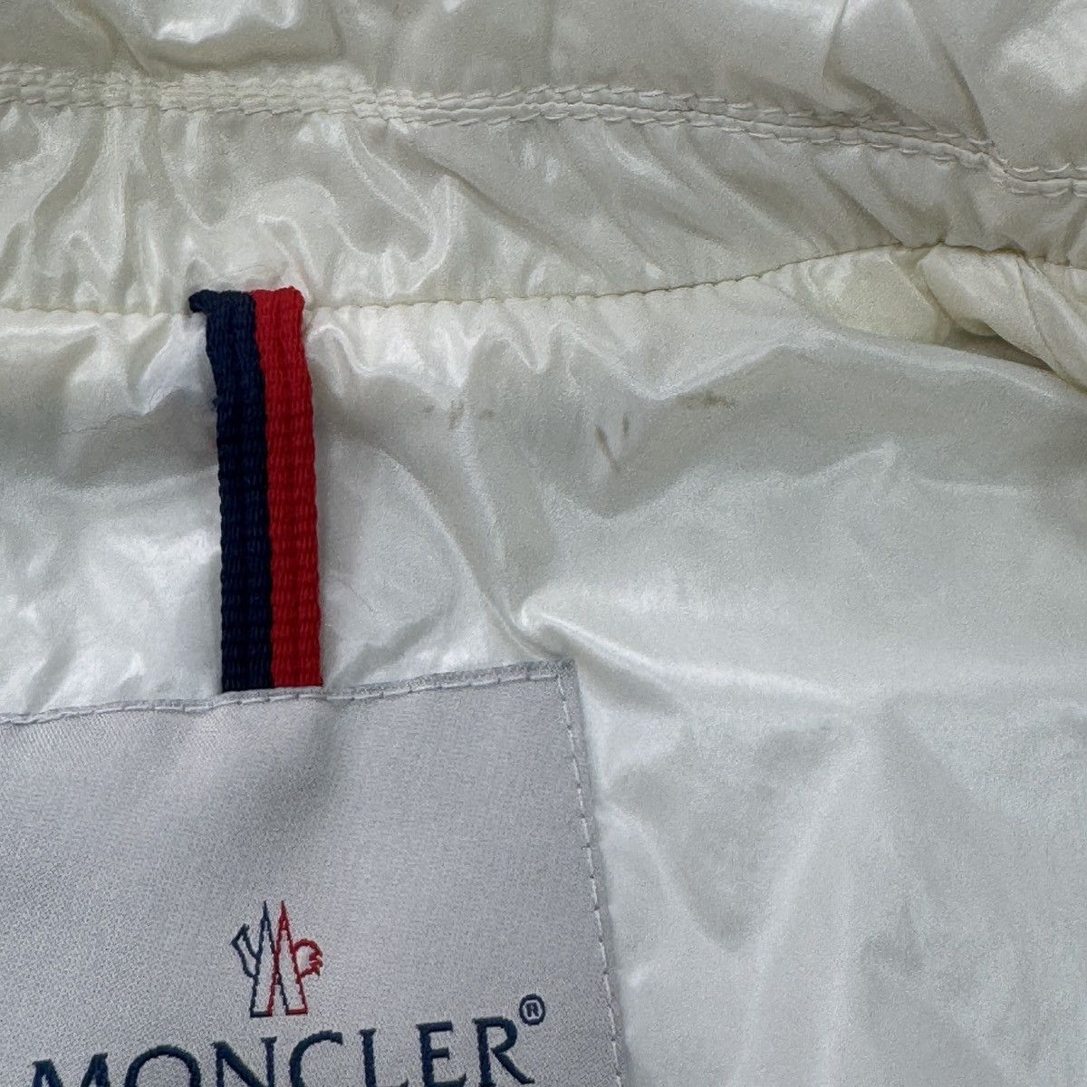 Moncler Authentic Moncler Women Jacket Size 4 (L) Size L / US 10 / IT 46 - 17 Thumbnail