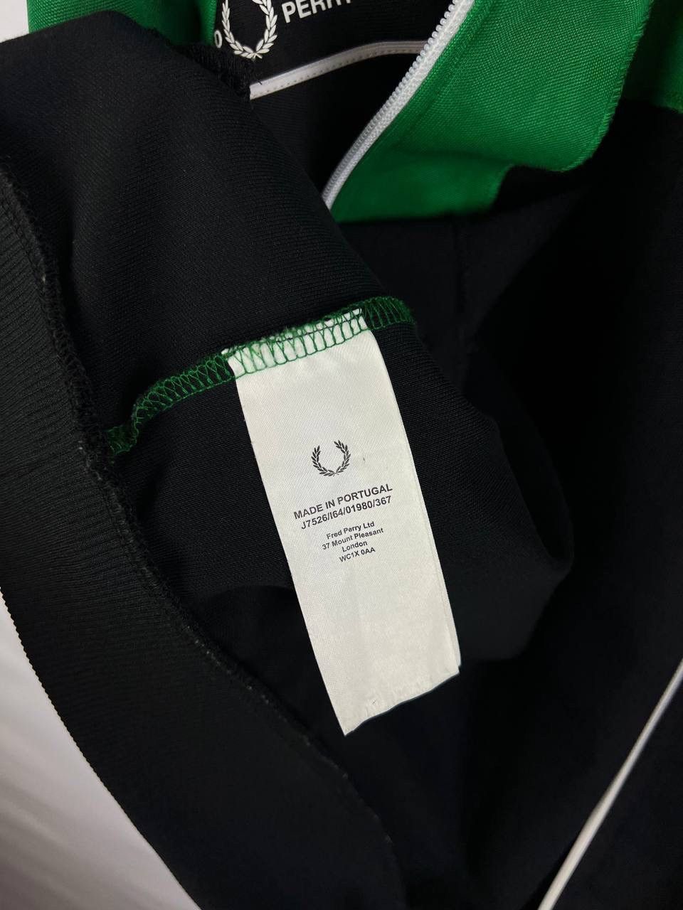Fred Perry Fred Perry Taped chest track jacket size M Size US M / EU 48-50 / 2 - 5 Thumbnail
