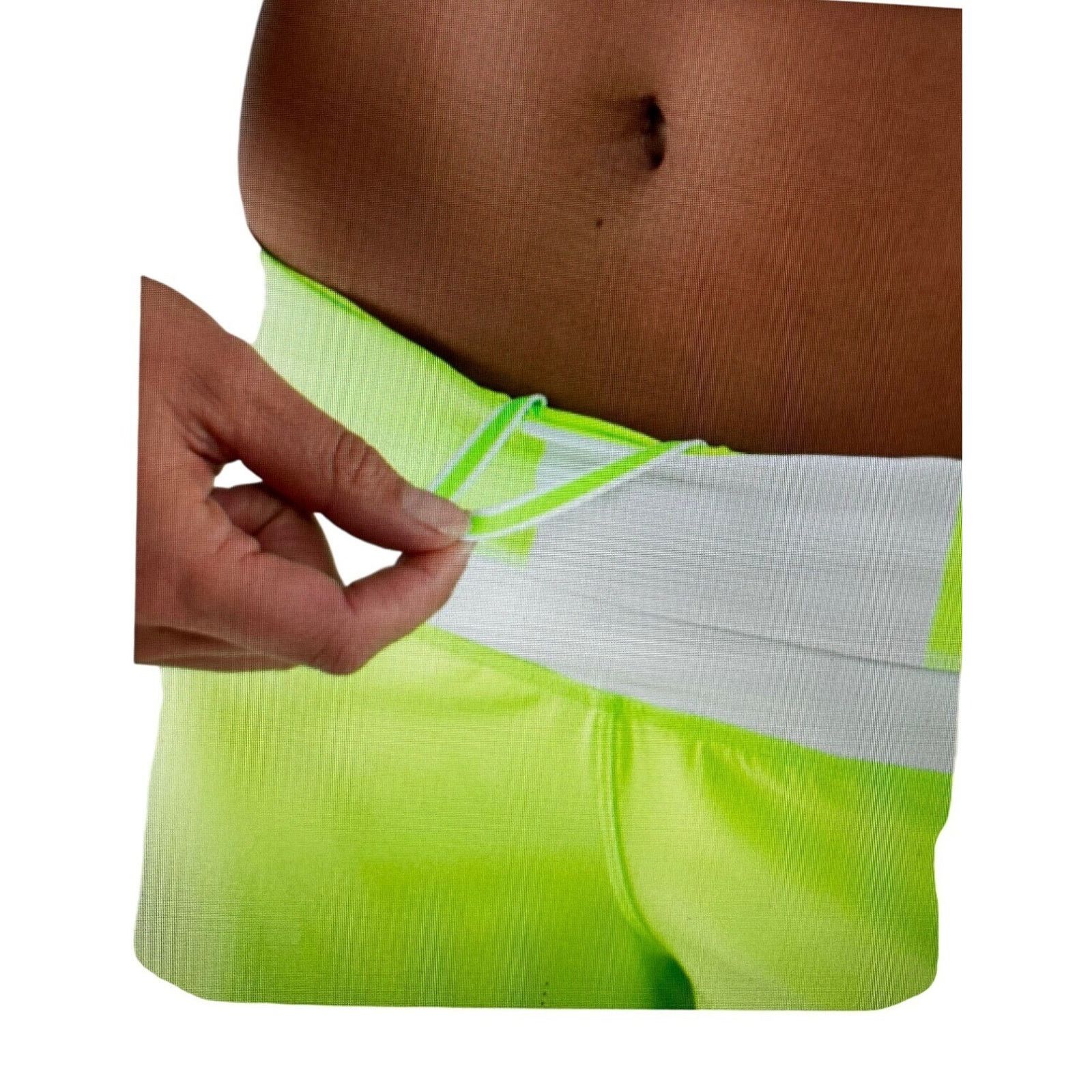 Lululemon Lululemon Groovy Run Shorts Zippy Green Sz 6 Zip Pocket Size 28" / US 6 / IT 42 - 9 Thumbnail