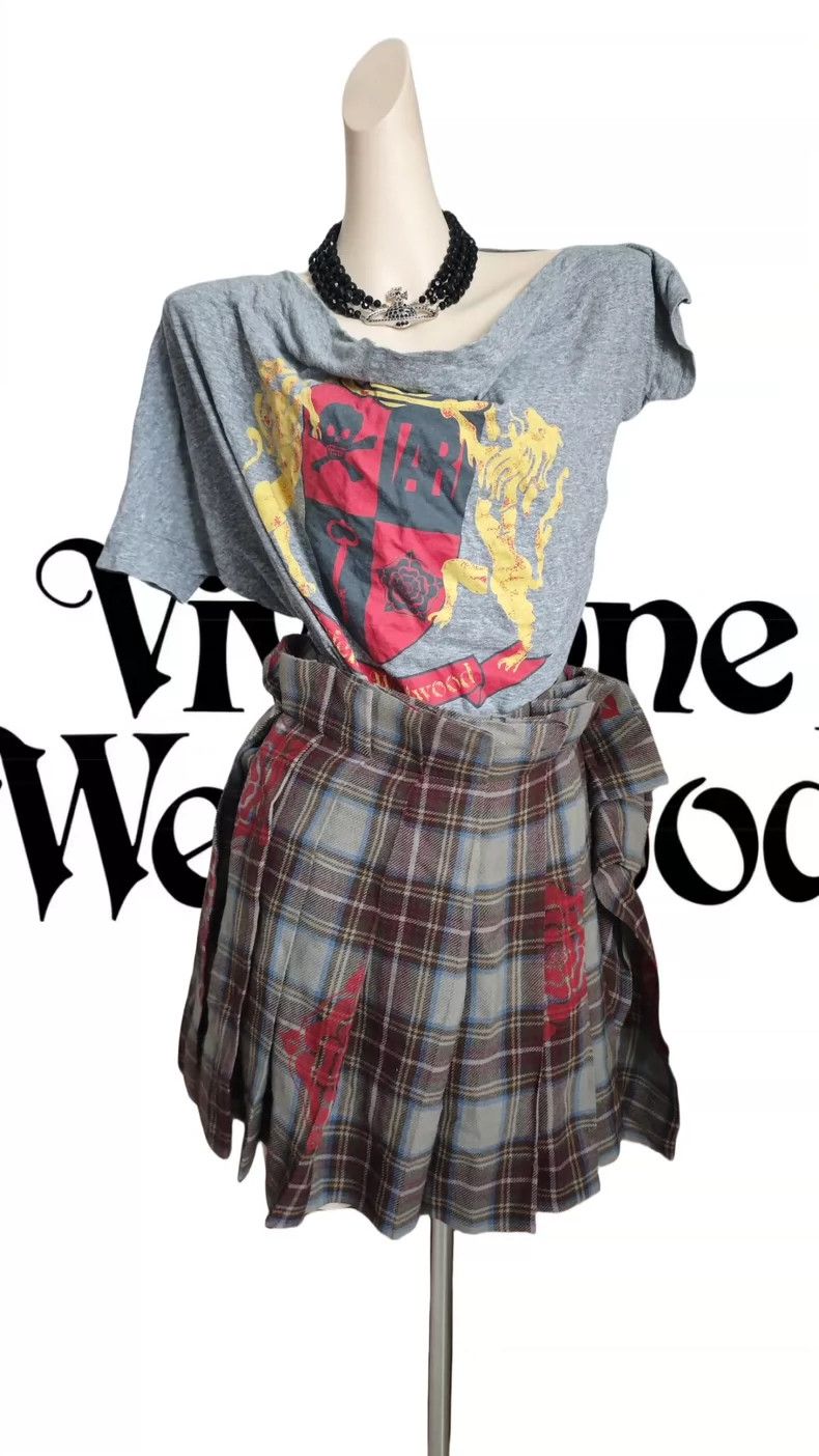 Vivienne Westwood Vivienne Westwood sizeM Bitterrose wool puff skirt short dr Size 27" / US 4 / IT 40 - 1 Thumbnail