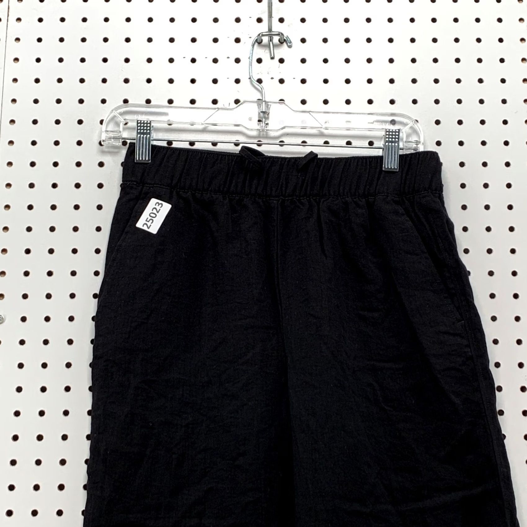 H&M VINTAGE New H&M Black Chino Joggers Womens Small Fits 28x25.5 Elastic Waist NWT Size 28" / US 6 / IT 42 - 2 Thumbnail