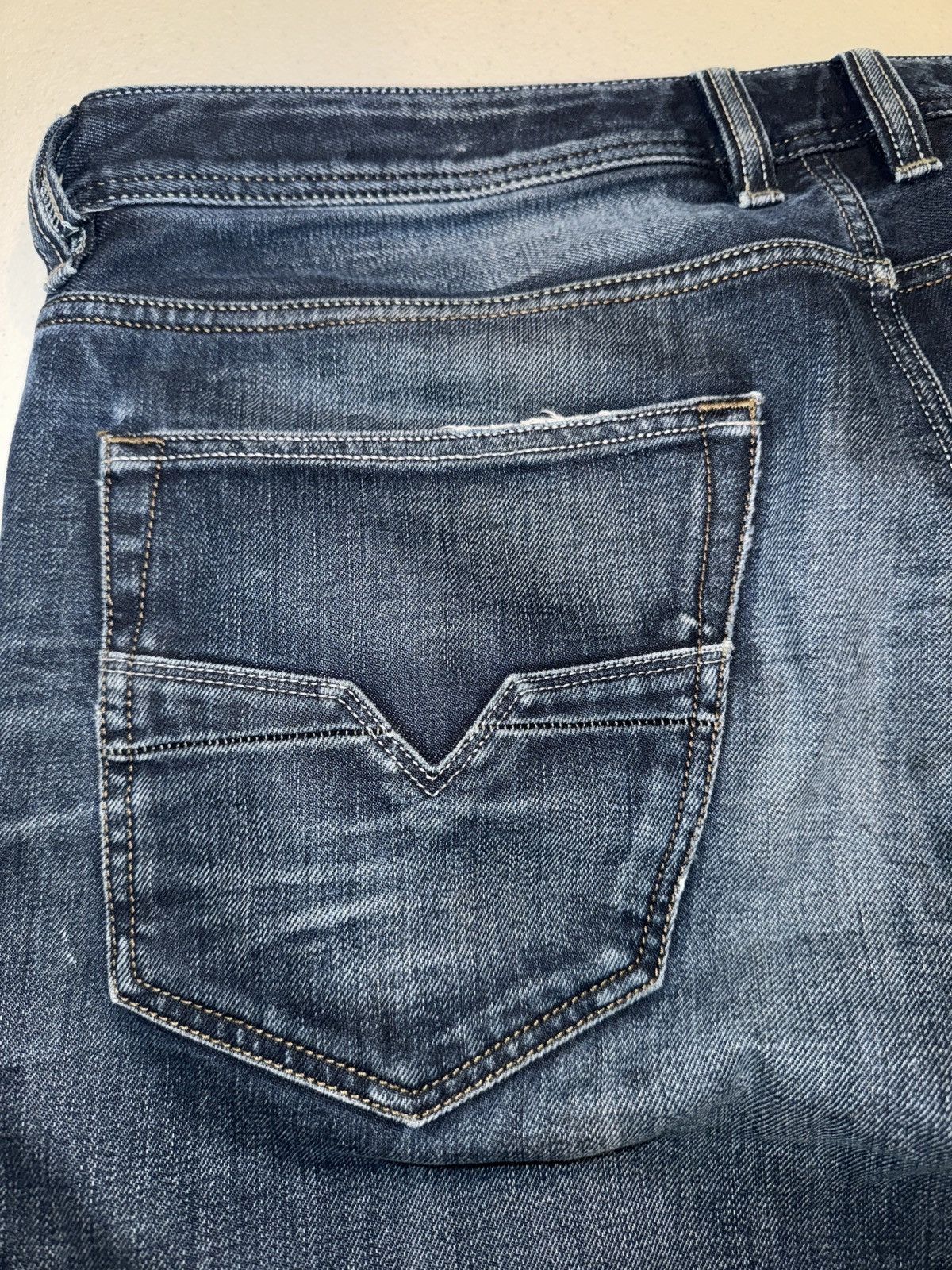 Diesel Vintage Diesel WASH 0885F Comfort Straight Jeans Size US 36 / EU 52 - 8 Thumbnail