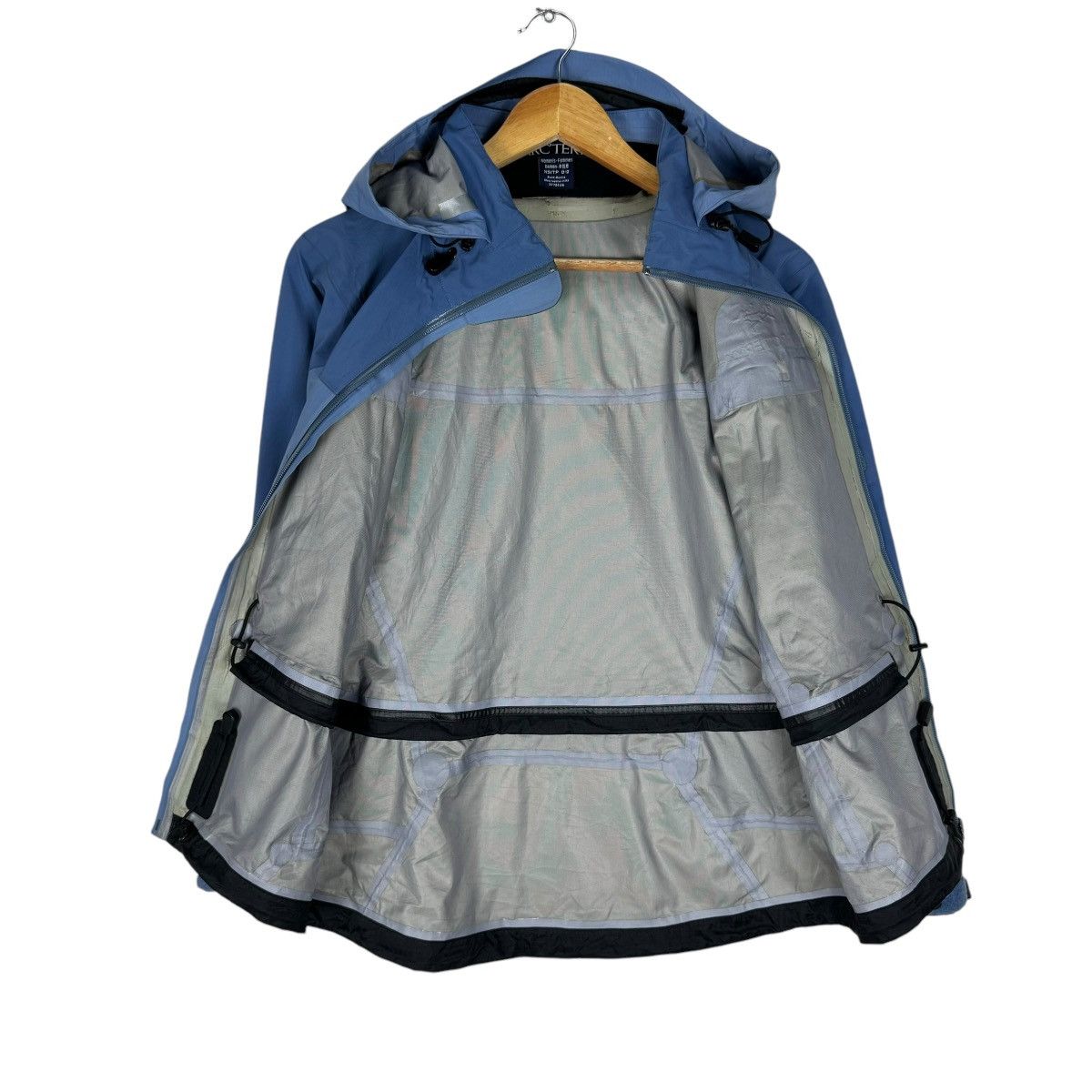 🌟ARCTERYX GORE TEX XCR HOODIE JACKET