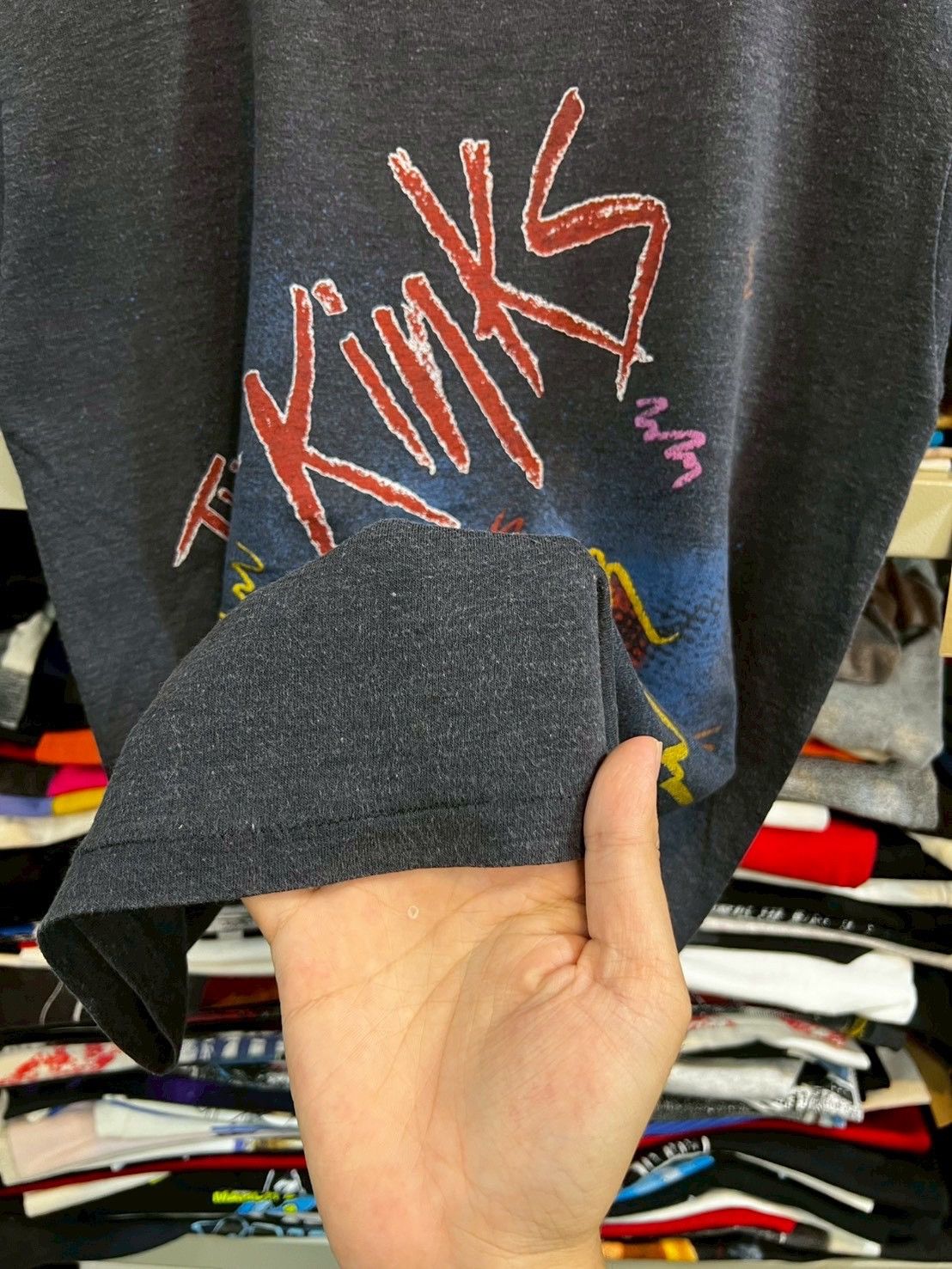 Band Tees The Kinks 1985‘s Size US M / EU 48-50 / 2 - 4 Thumbnail