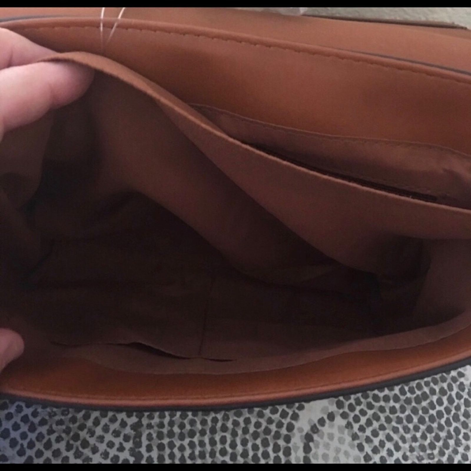 Other Adrienne Vittadini Sara Scarf Satchel Cognac NWT Size ONE SIZE - 7 Thumbnail