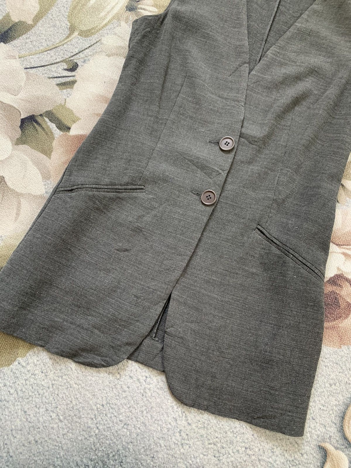 Emporio Armani Emporio Armani Buttons Vest Made in Italy Size XS / US 0-2 / IT 36-38 - 4 Thumbnail