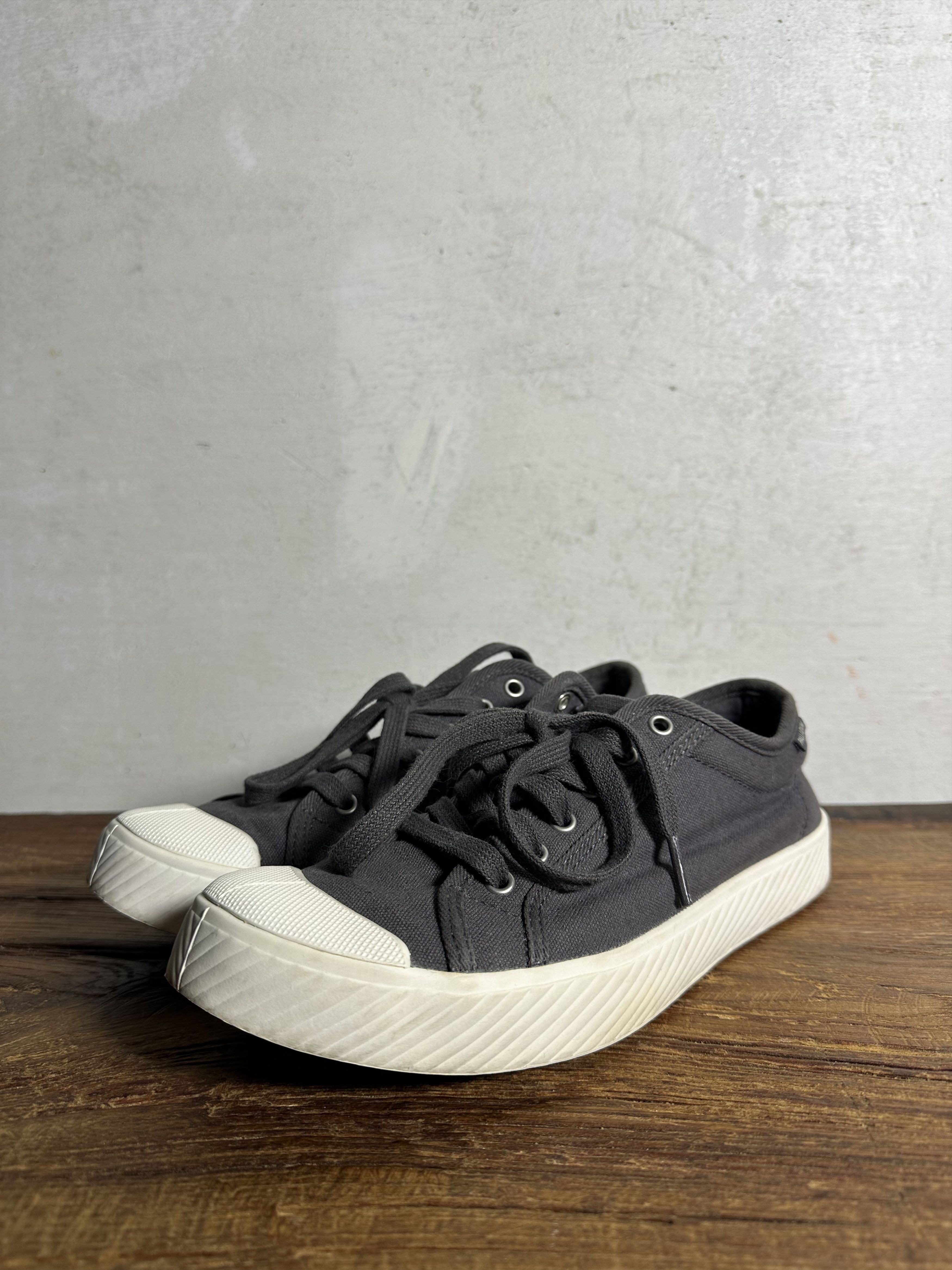 Palladium PALLAPHOENIX OG CANVAS ASPHALT SNEAKERS Size US 6.5 / EU 39-40 - 2 Thumbnail
