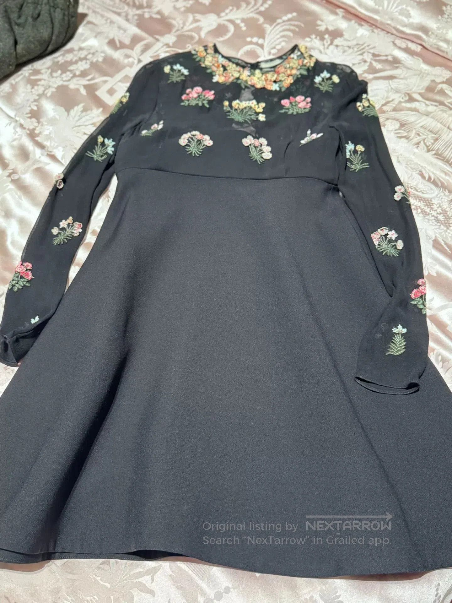 Valentino Valentino Runway Floral Embroidered Dress. Size US 38 / EU 54 - 2 Thumbnail