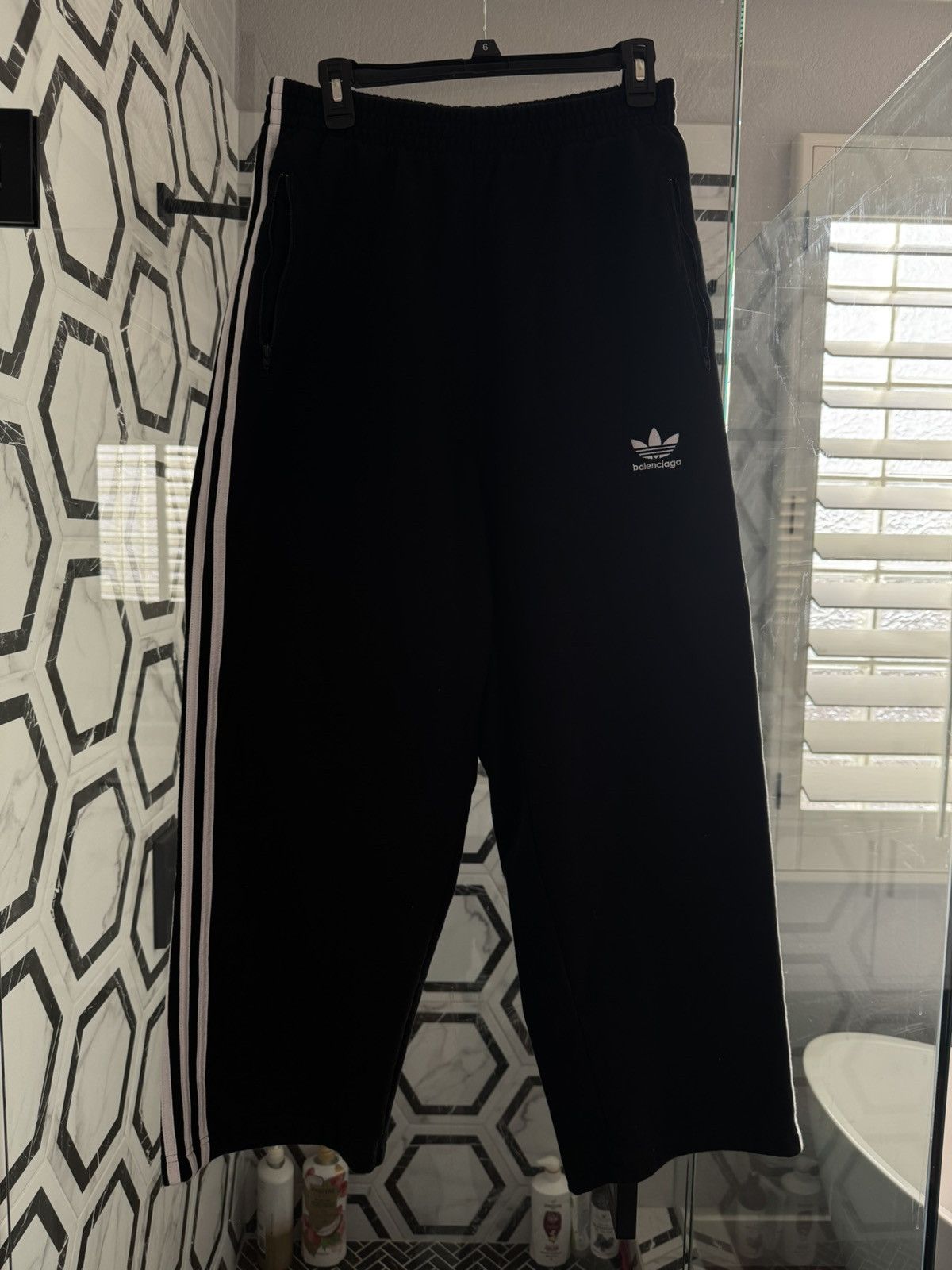 Adidas × Balenciaga Balenciaga Adidas Black Sweatpants Medium
