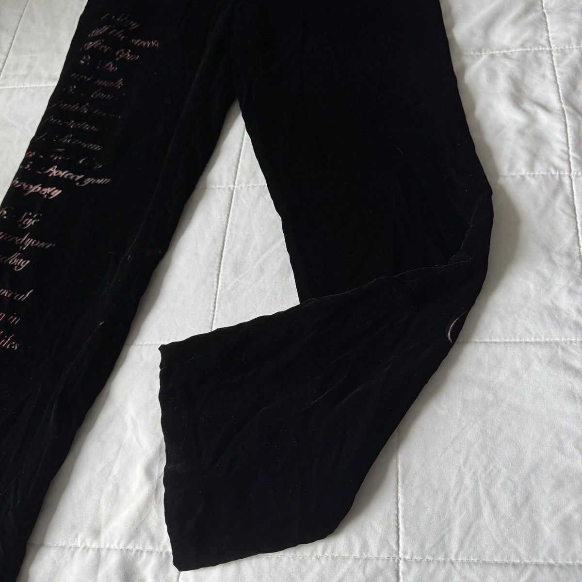 Vintage Vintage goth black & red velvet pants Size US 31 - 3 Thumbnail