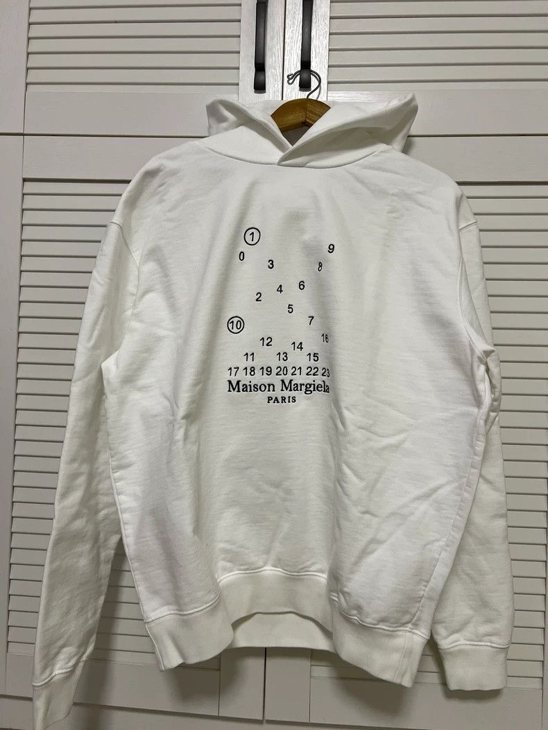 Maison Margiela Maison Margiela White Hoodie for Sale Size US M / EU 48-50 / 2 - 1 Thumbnail