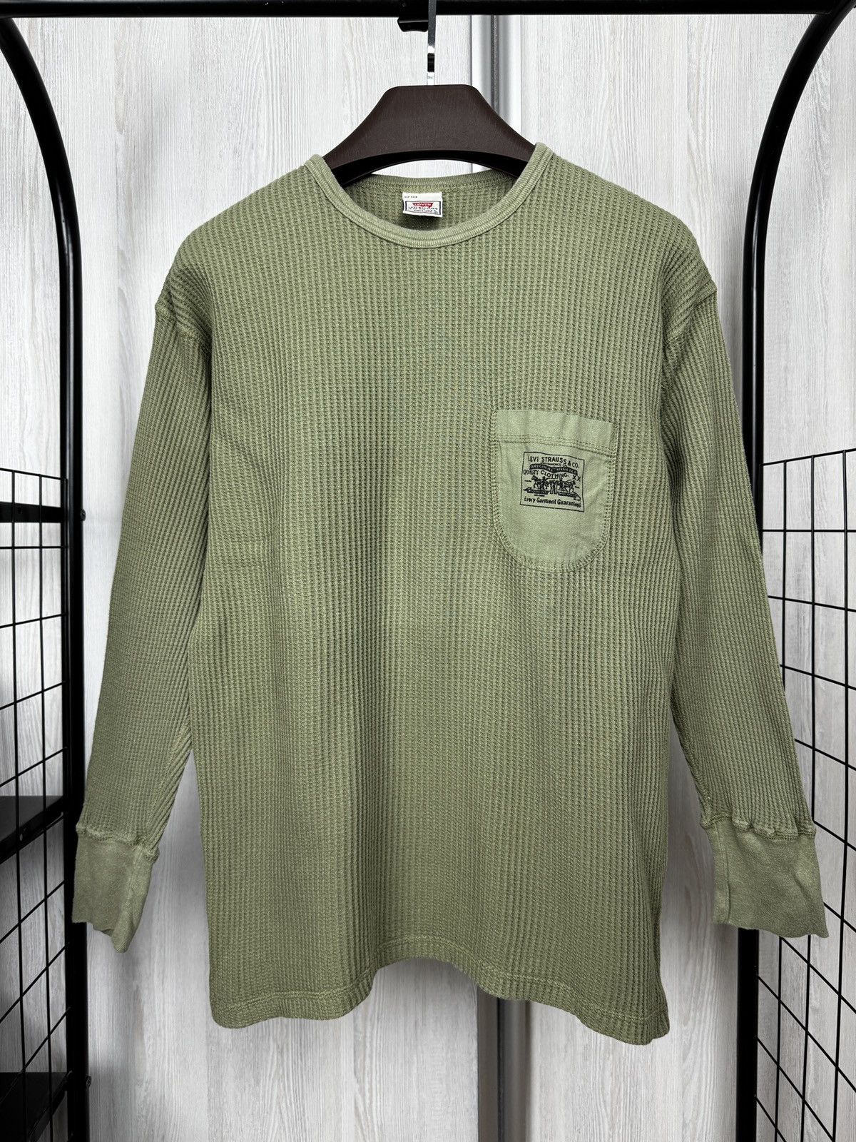 Levi's Vintage Clothing Levis vintage 90s khaki green pocket logo long sleeve tee Size US M / EU 48-50 / 2 - 2 Thumbnail