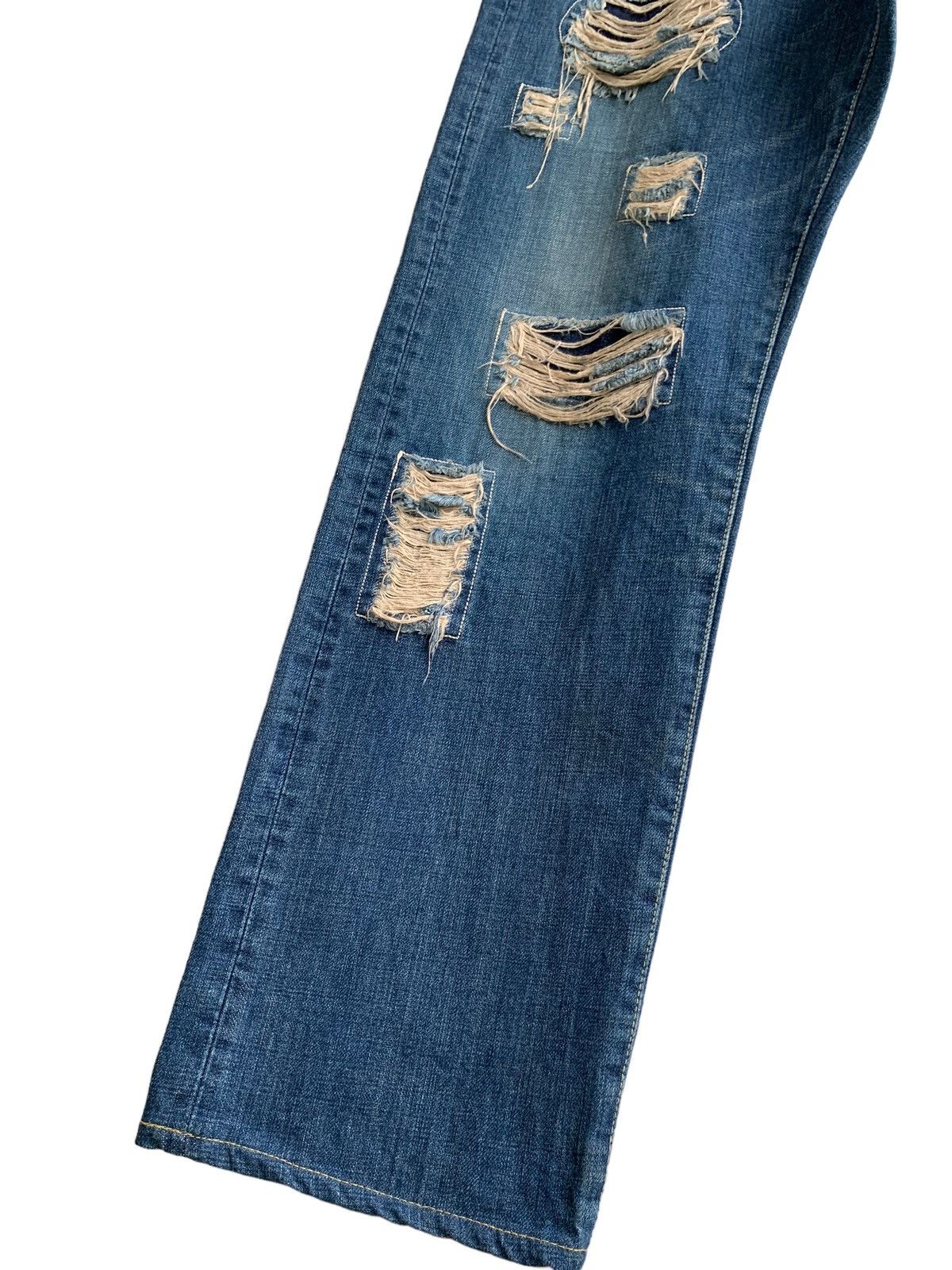 FOB Factory Vintage FOB Factory Torn Patch Jeans Distressed Size US 33 - 11 Thumbnail