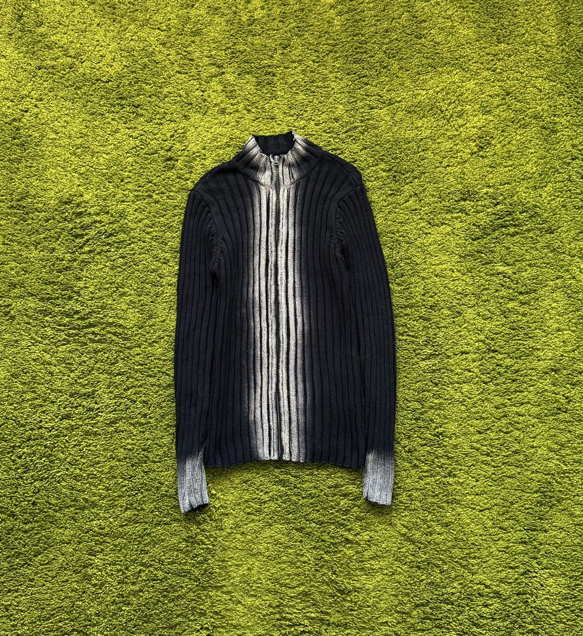 Designer × Zara Zara Man Berlin Edition Y2K ripped bleached opium 