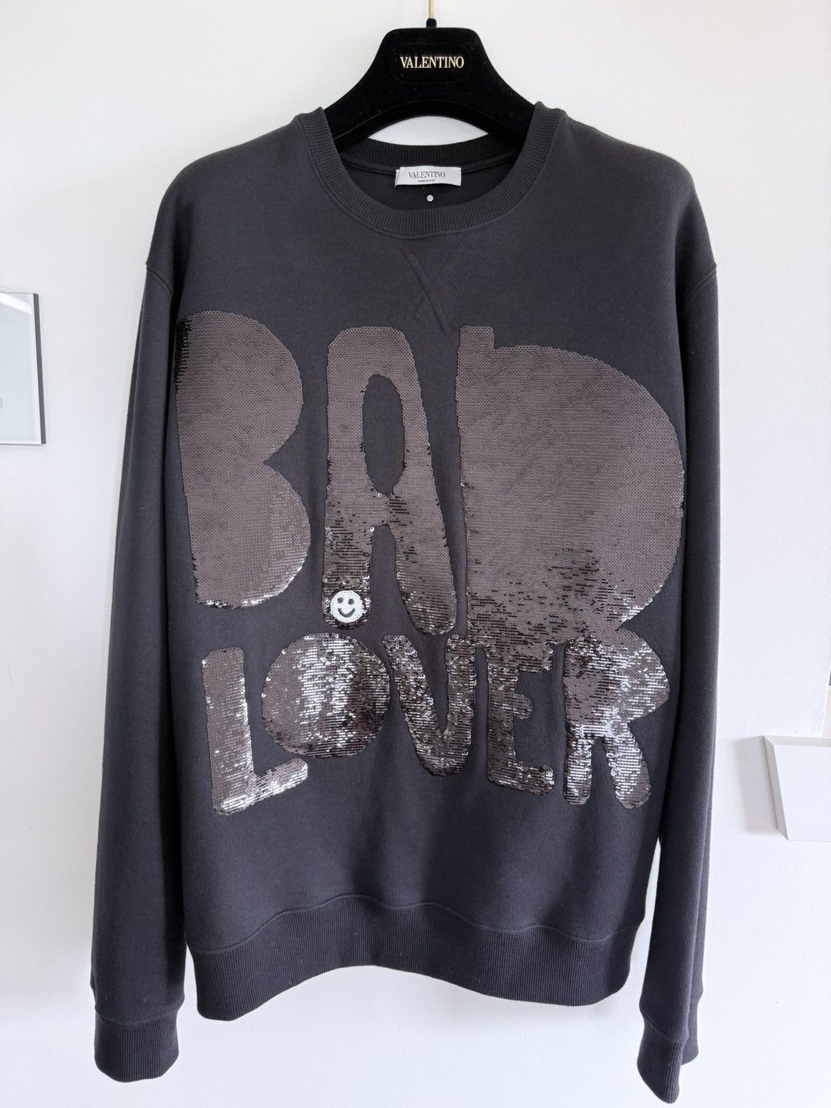 Valentino Authentic Valentino Garavani Black Sequin Sweatshirt Size US S / EU 44-46 / 1 - 1 Thumbnail