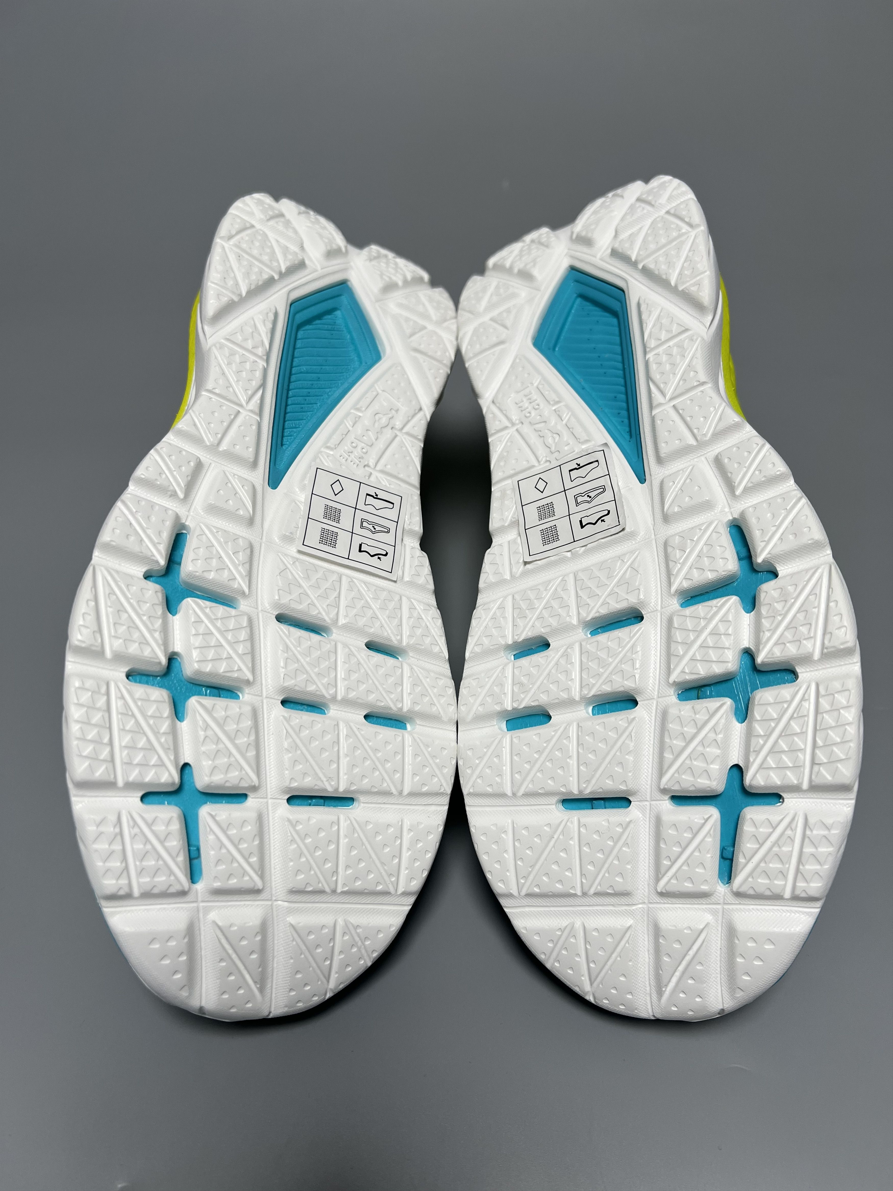 Hoka 7B Sample Hoka One One Mach 5 Running Shoes Walking Gym Size US 7 / IT 37 - 14 Thumbnail