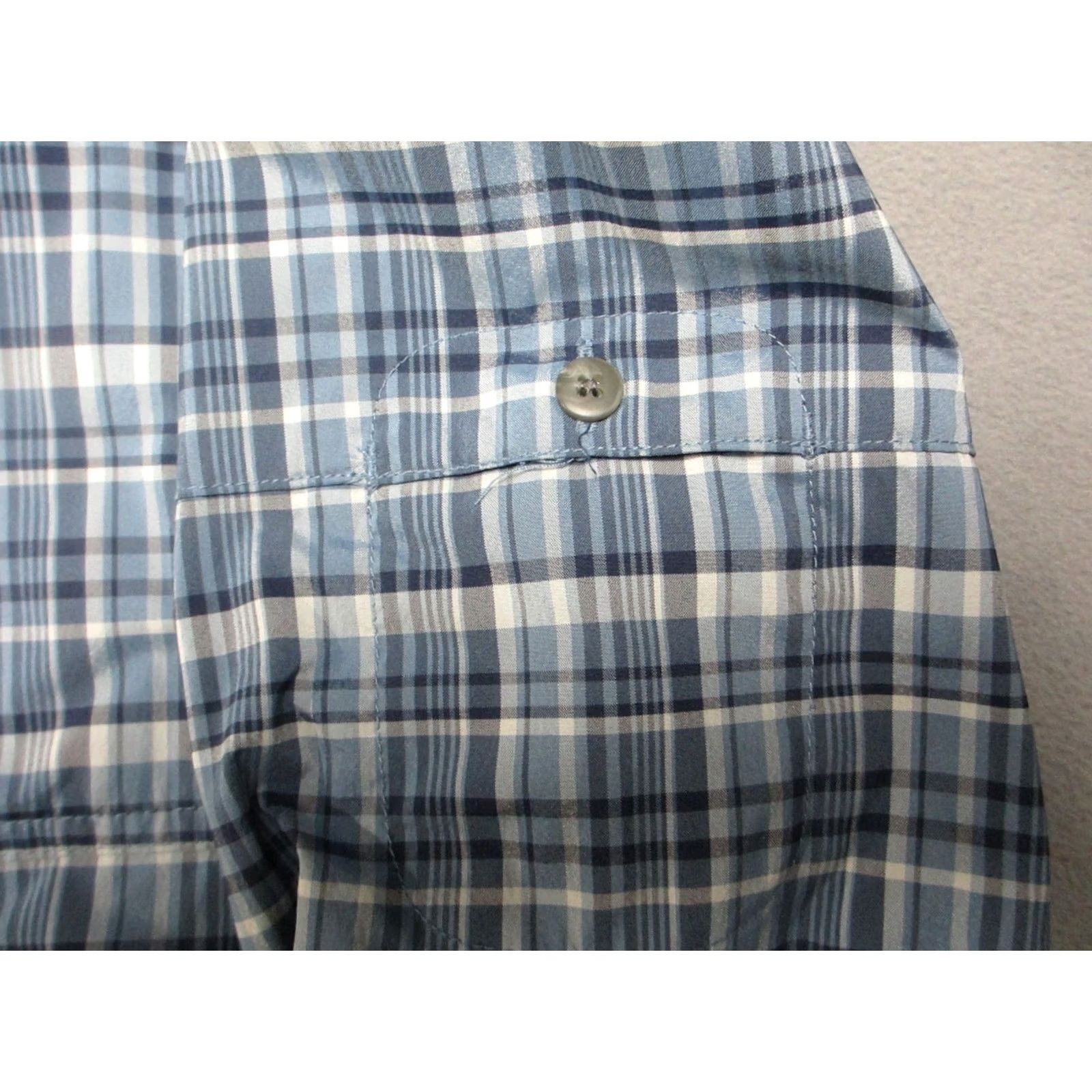 Vintage REI Shirt Mens S Blue Plaid Stretch Roll Tab Sleeve Button Up Vented Breather All Seasons Casual Workwear Shirt Men Size US S / EU 44-46 / 1 - 3 Thumbnail