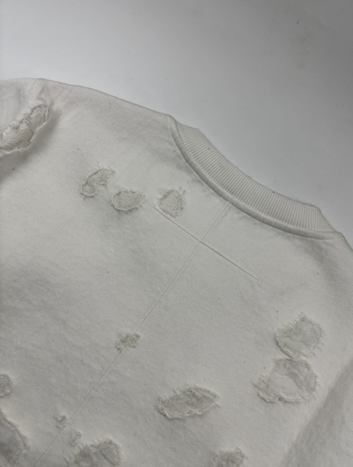 Givenchy Givenchy Destroyed Sweater Size US S / EU 44-46 / 1 - 9 Thumbnail