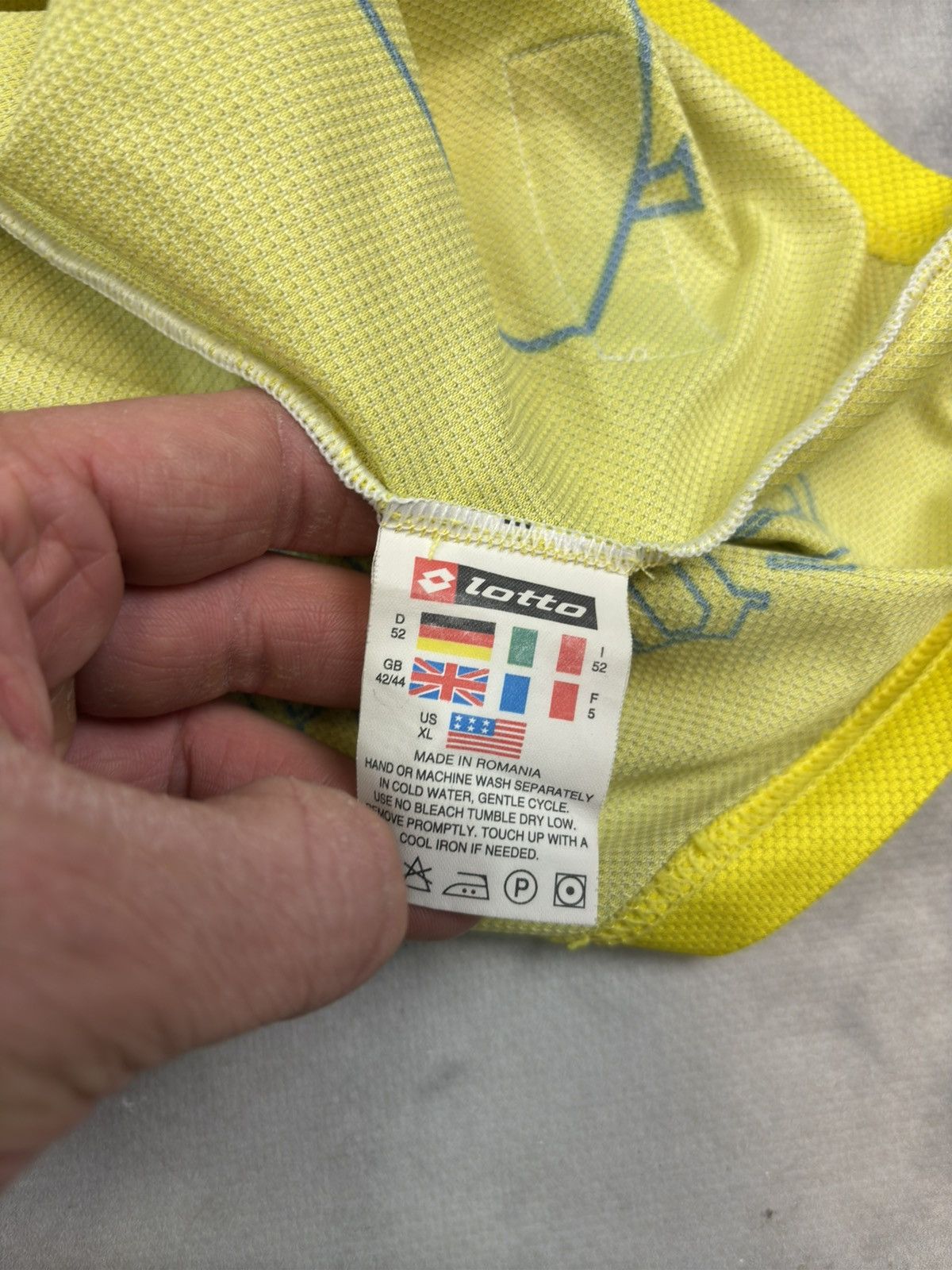 Lotto Sport × Vintage Chievo verona 2003/04 home soccer jersey rare serie A Size US XL / EU 56 / 4 - 8 Thumbnail