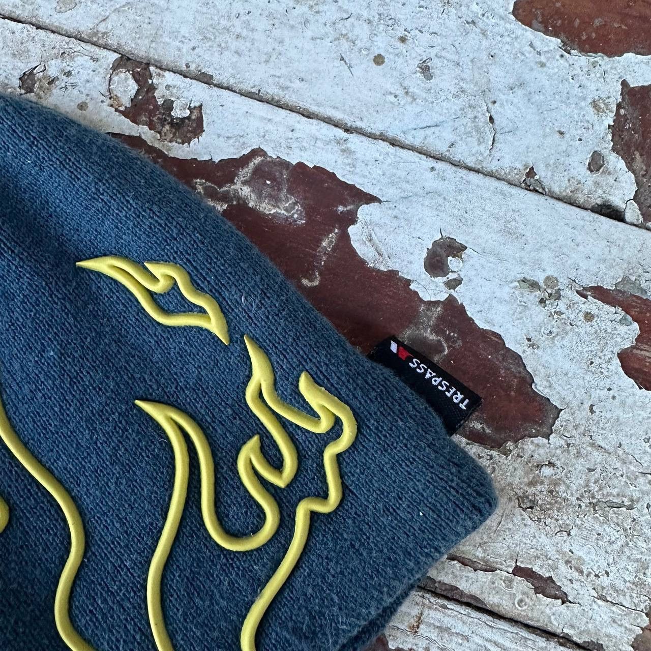 Tribal Streetwear Vintage Man’s Flame 🔥 Hat Cap Beanie Y2K 00s Trend Hype Size ONE SIZE - 6 Thumbnail