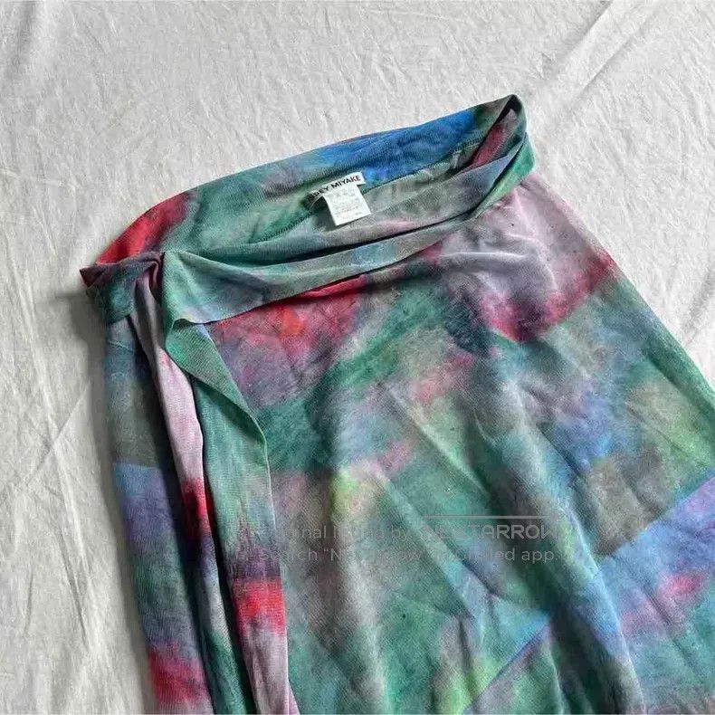 Issey Miyake Issey Miyake size:3 Art Oil Painting Skirt Size 22" - 1 Thumbnail