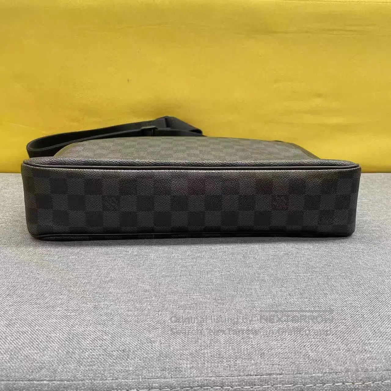 Louis Vuitton Black Checkered Crossbody Messenger Bag. Size ONE SIZE - 5 Thumbnail