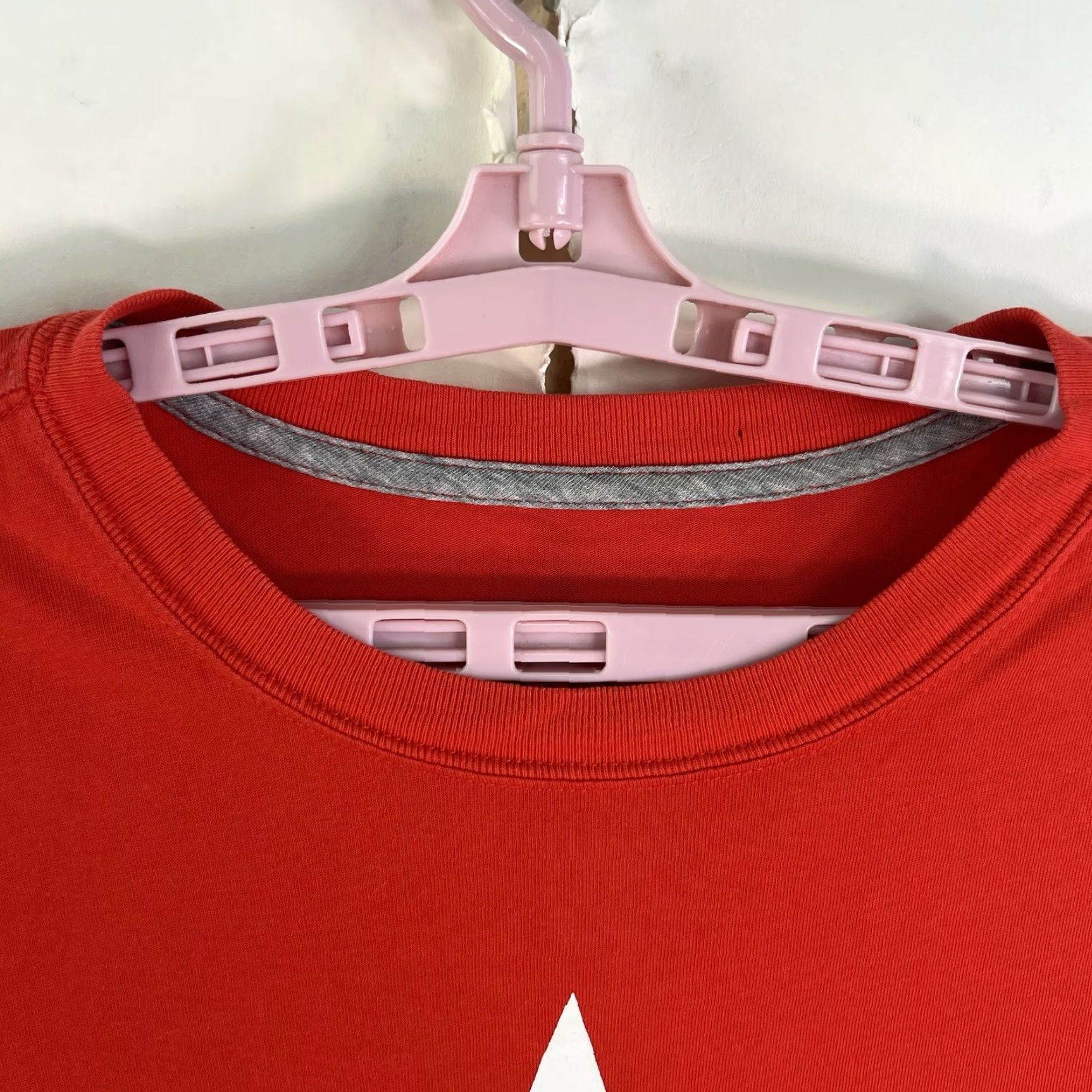 Nike VINTAGE Nike Football T-Shirt Short Sleeve Men XL Red Sports 2000s Size US XL / EU 56 / 4 - 3 Thumbnail